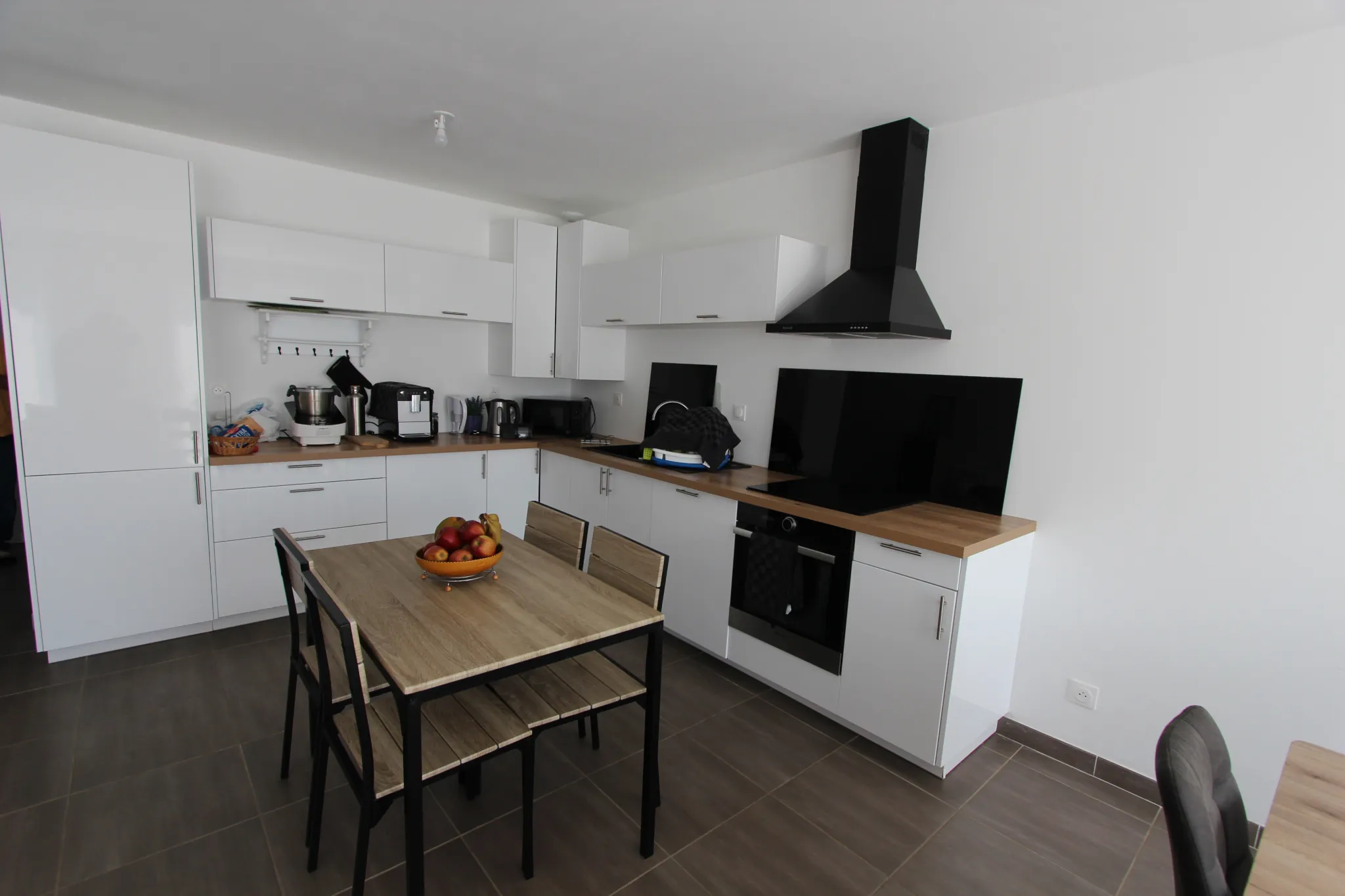 Maison de plain-pied récente à Niort avec jardin et garage 