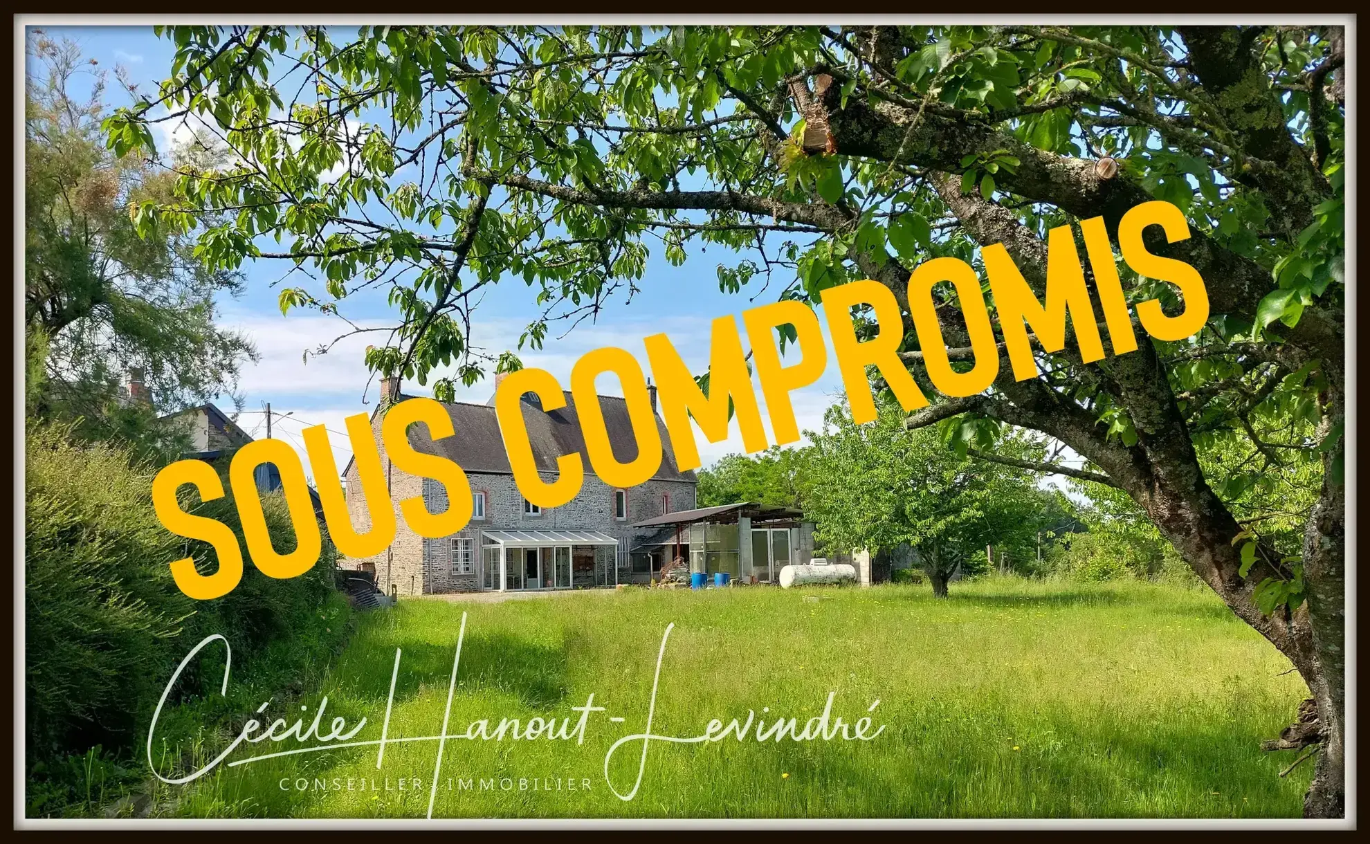 Propriété en pierre avec dépendances et grand terrain à Pleine-Fougères, 15 min du Mont-Saint-Michel