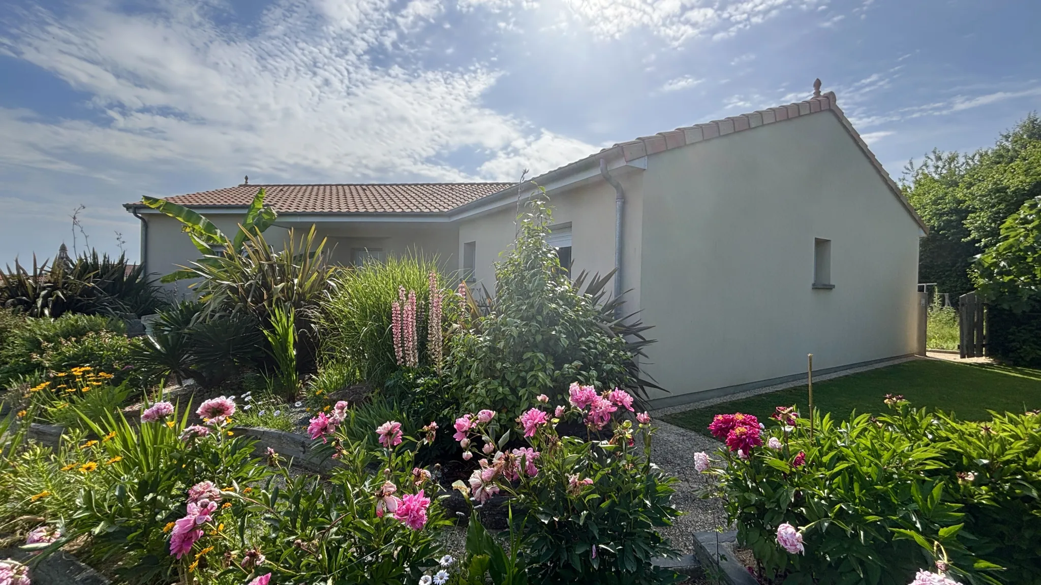 Maison à vendre à La Tourlandry, 4 chambres, jardin clos, proche Chemillé et Cholet 