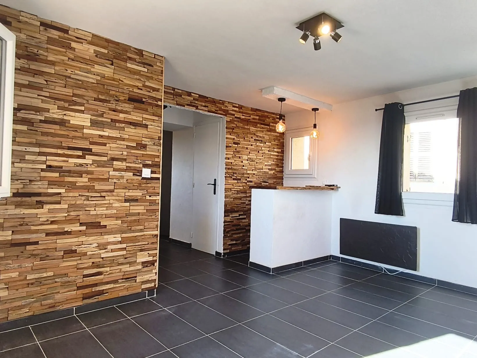 Maison de village rénovée à vendre à Spéracèdes avec vue dégagée