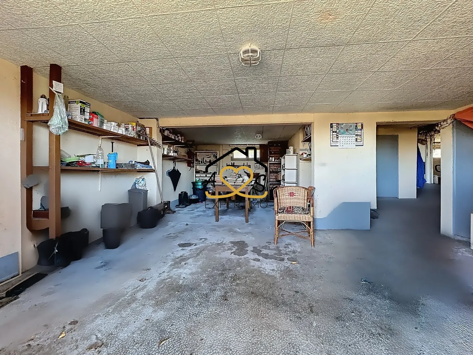 Maison à rénover à Courpière avec grand terrain et dépendance 