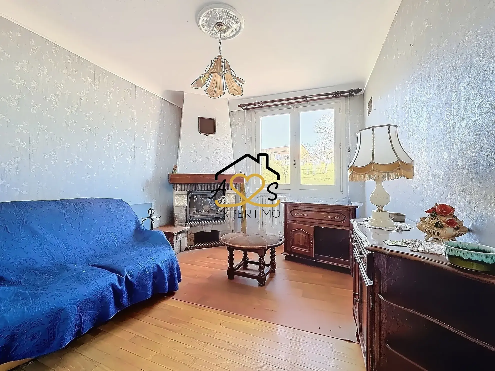 Maison à rénover à Courpière avec grand terrain et dépendance 