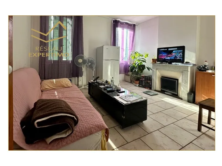 Appartement T2 traversant de 45 m² avec cave à Marseille - Parc du 26e Centenaire 