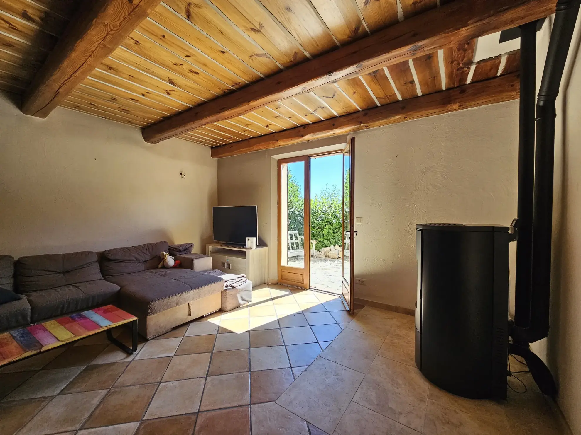 Maison individuelle à Caille avec vue dégagée, jardin, 4 pièces – Idéal résidence secondaire ou principale 