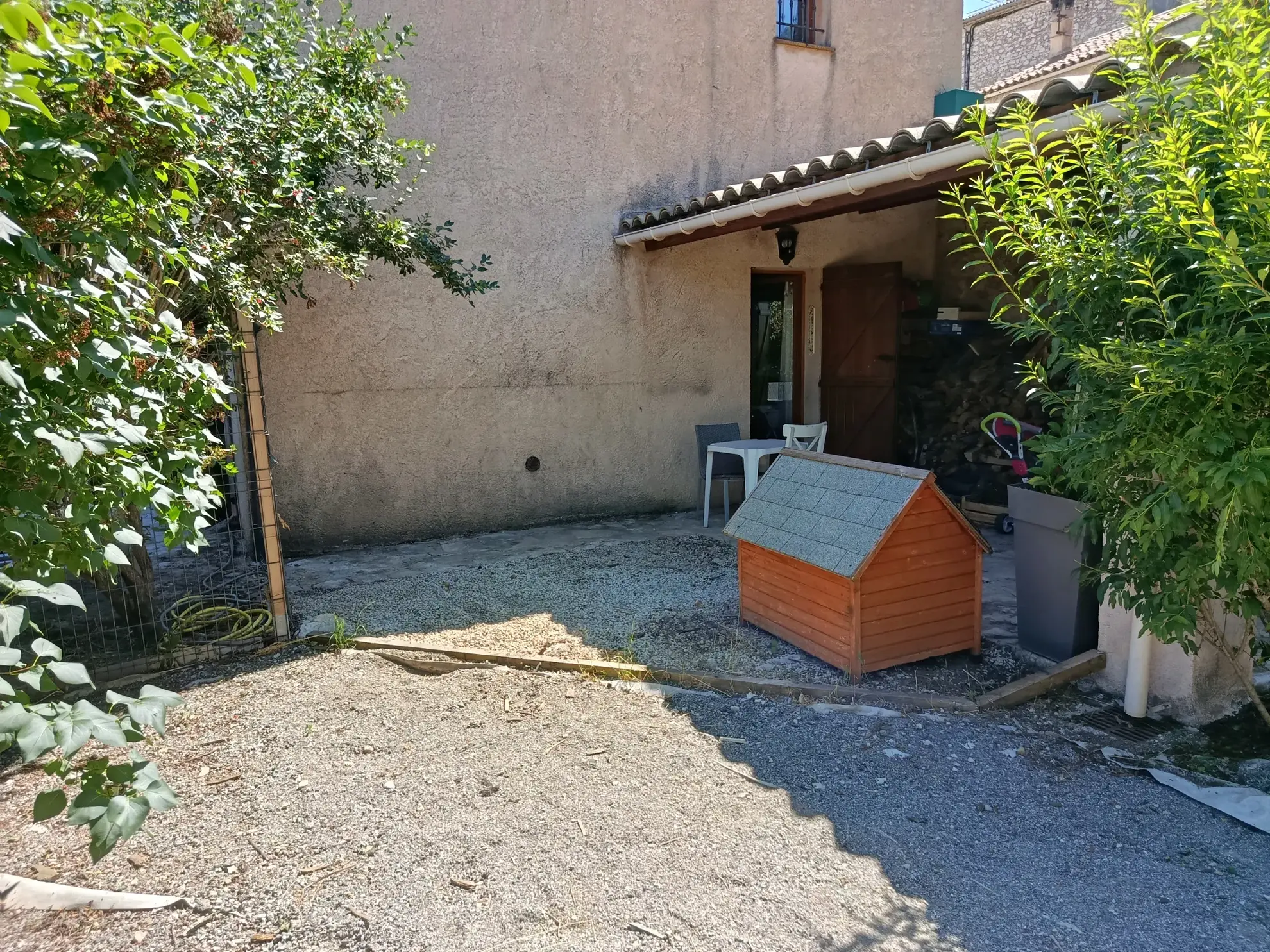 Maison individuelle à Caille avec vue dégagée, jardin, 4 pièces – Idéal résidence secondaire ou principale 