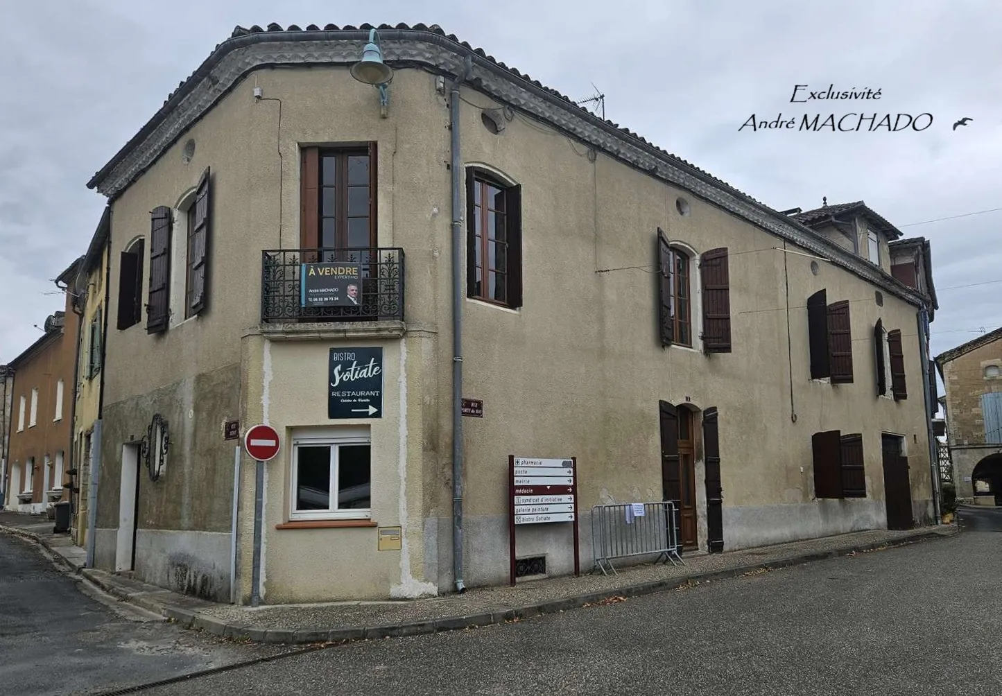 Maison de ville à rénover de 180 m² à Sos (47) avec 7 pièces, idéal investissement