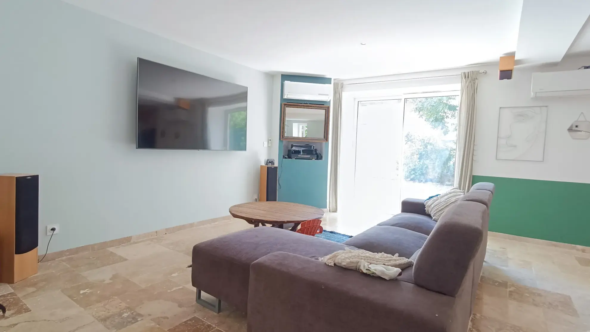 Belle maison en pierre avec piscine, 4 chambres, proche Périgueux 