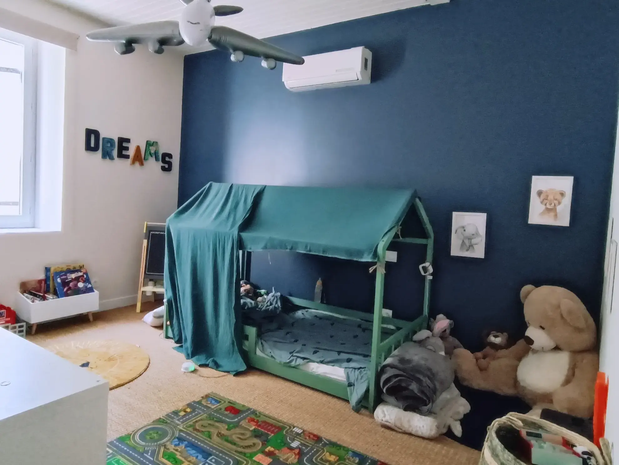 Belle maison en pierre avec piscine, 4 chambres, proche Périgueux 