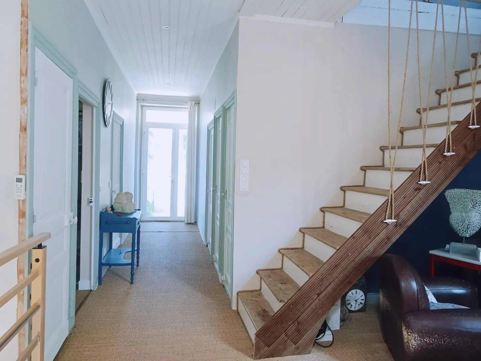 Belle maison en pierre avec piscine, 4 chambres, proche Périgueux 
