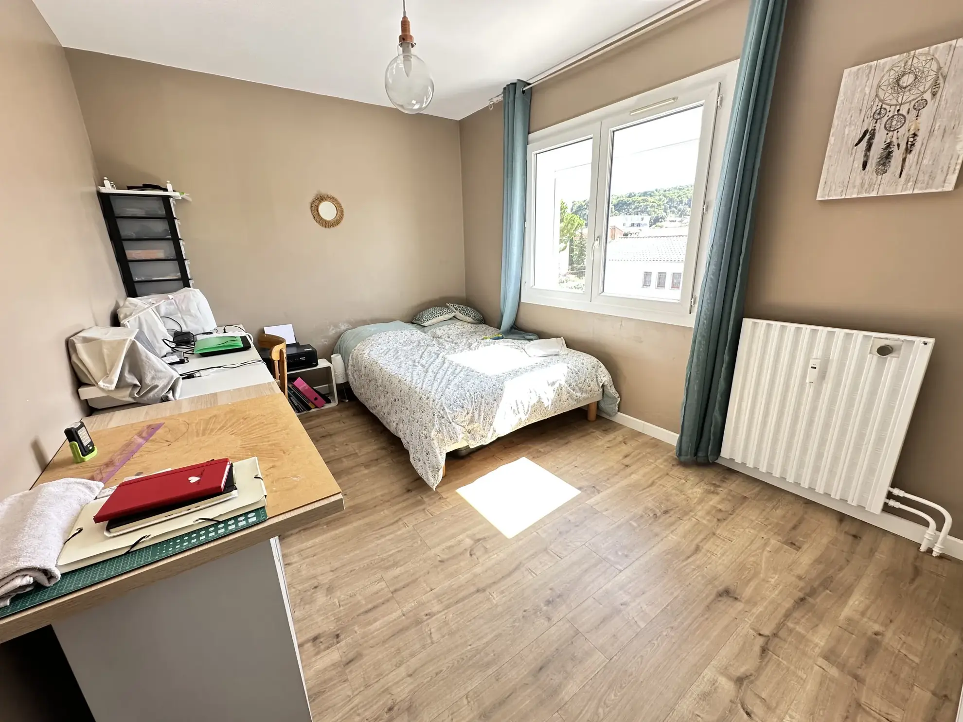 Appartement 4 pièces à vendre à Six-Fours-les-Plages - Dernier étage, vue dégagée, proche commerces 