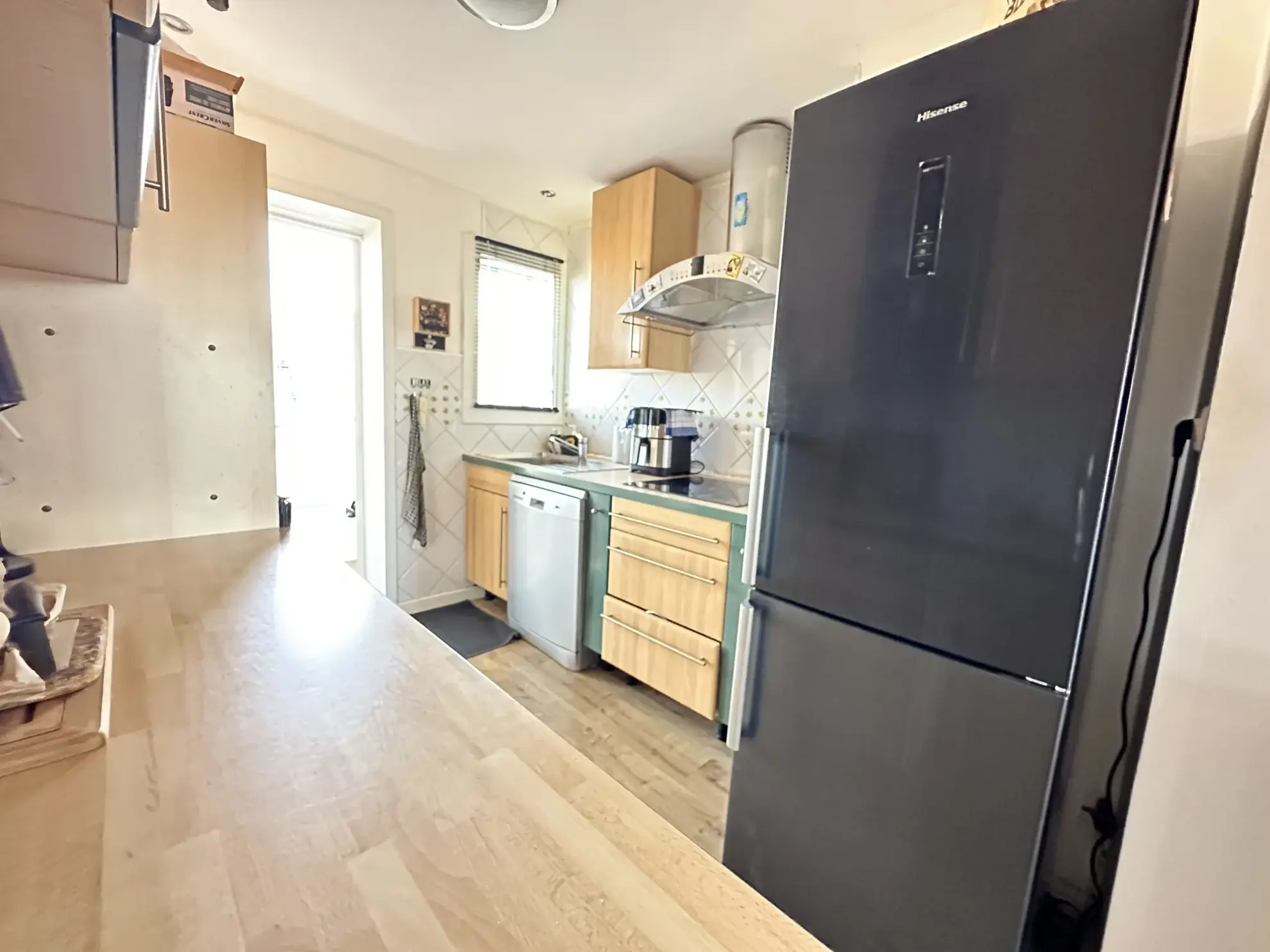 Appartement 4 pièces à vendre à Six-Fours-les-Plages - Dernier étage, vue dégagée, proche commerces 