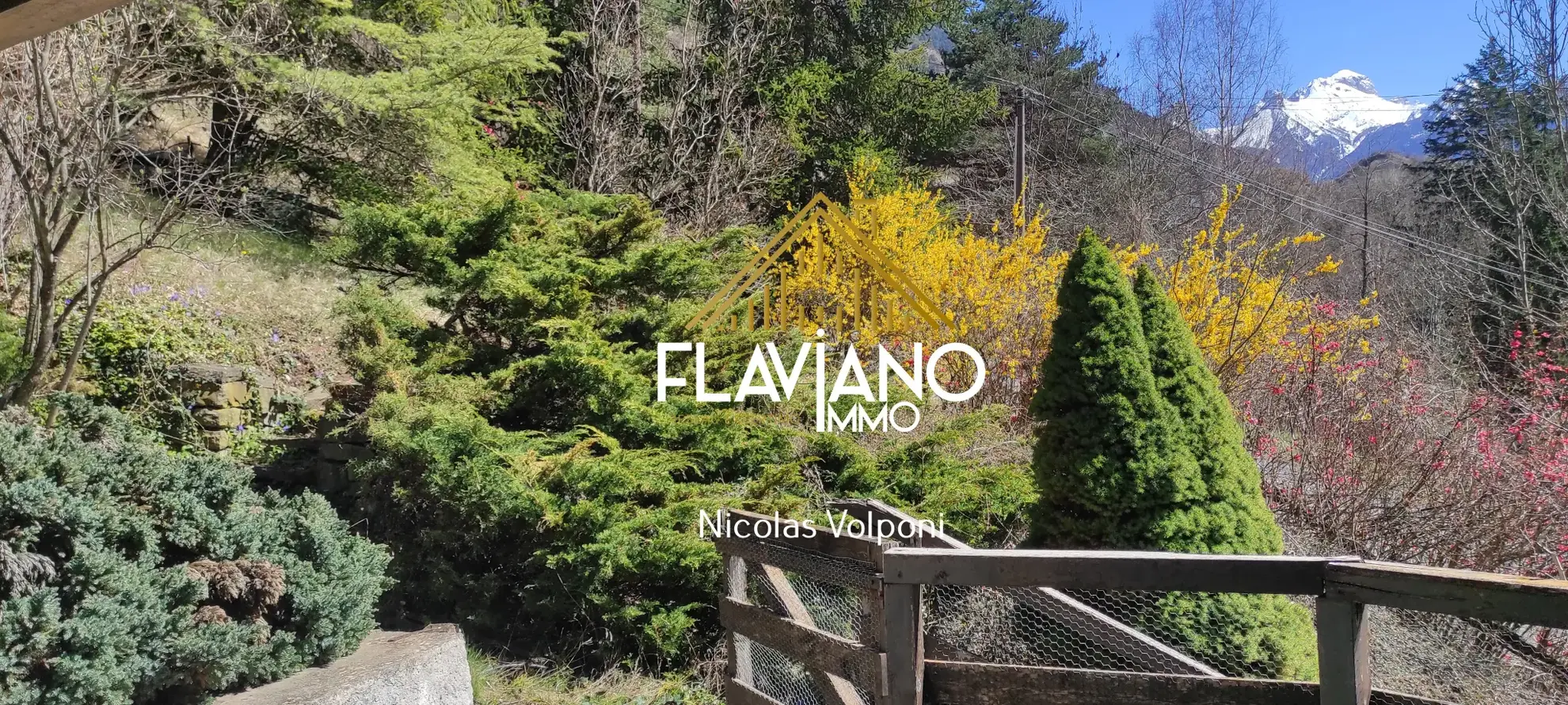 Appartement 152 m² à rénover avec terrasse et terrain proche de Barcelonnette 