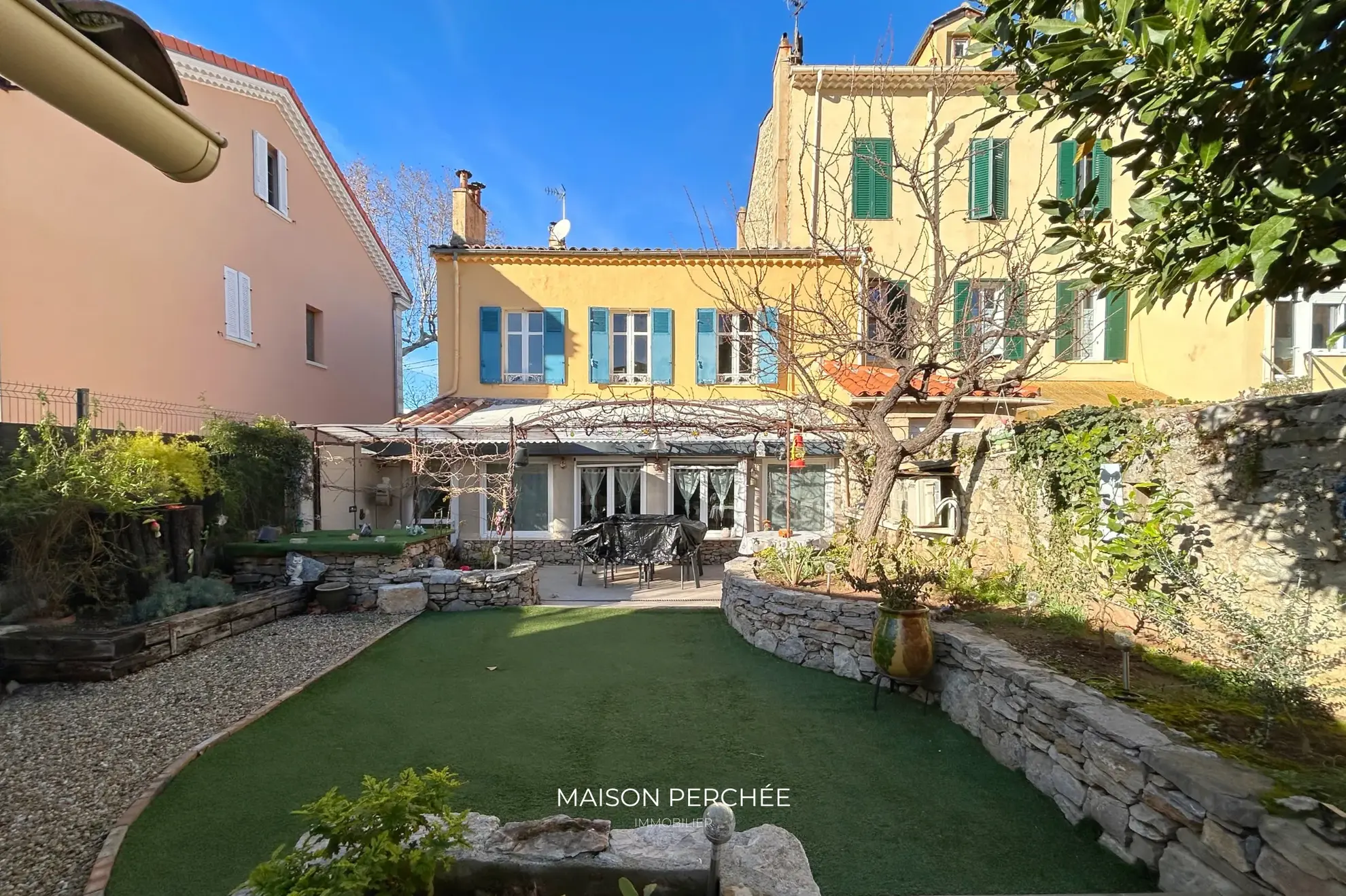 Rez-de-jardin à Draguignan avec jardin privé et 2 chambres en vente