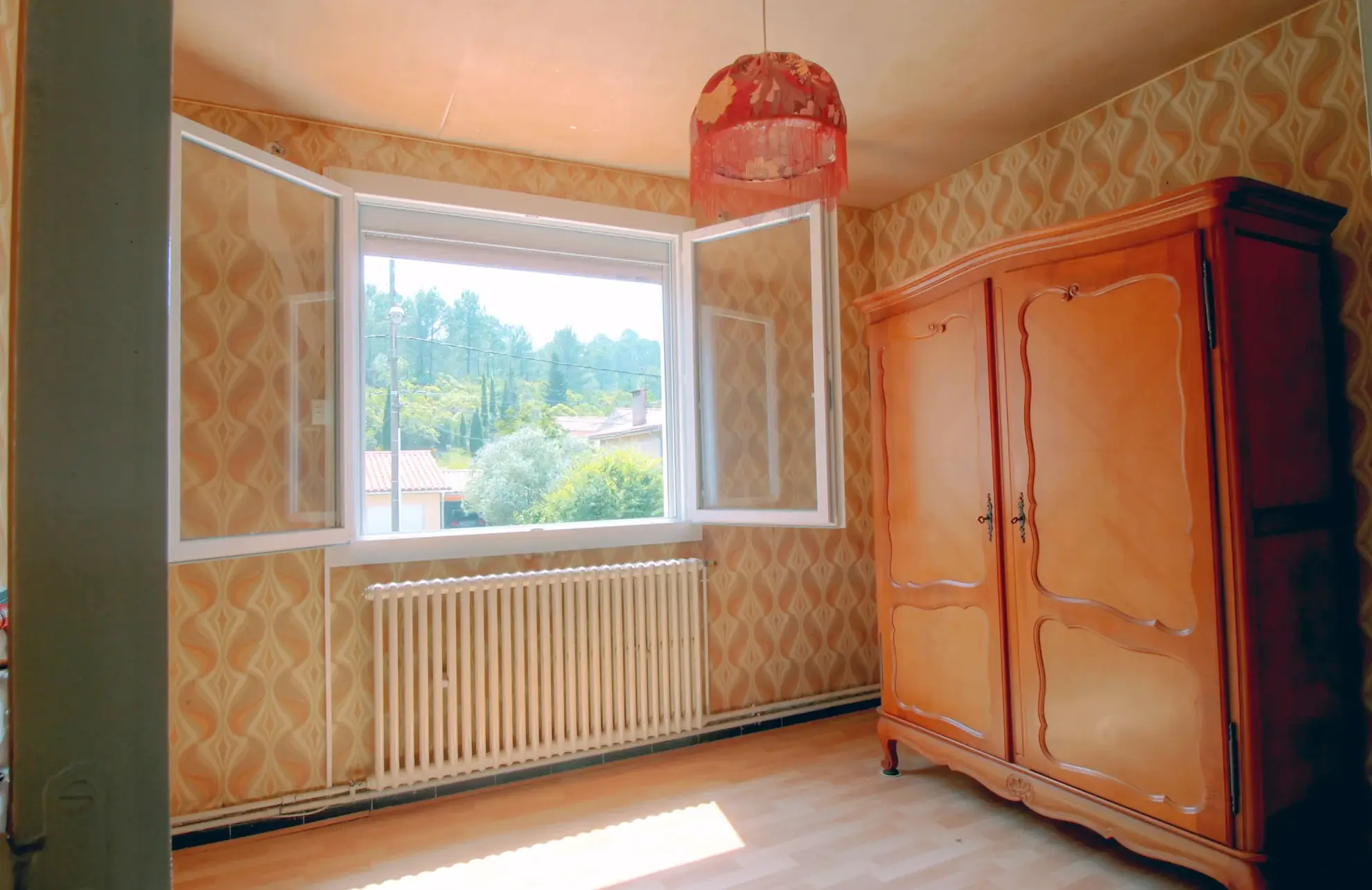 Maison à vendre avec jardin et garage à Villegailhenc, proche Carcassonne 