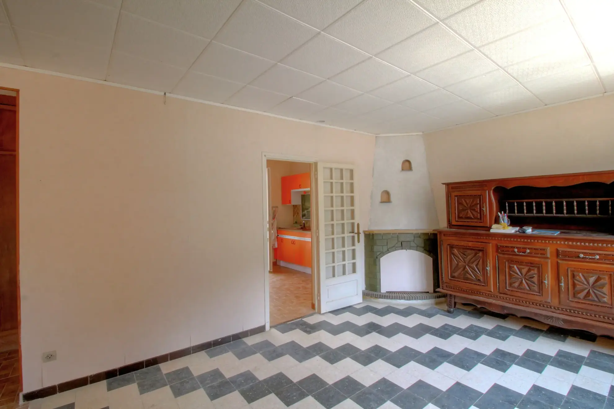 Maison à vendre avec jardin et garage à Villegailhenc, proche Carcassonne 
