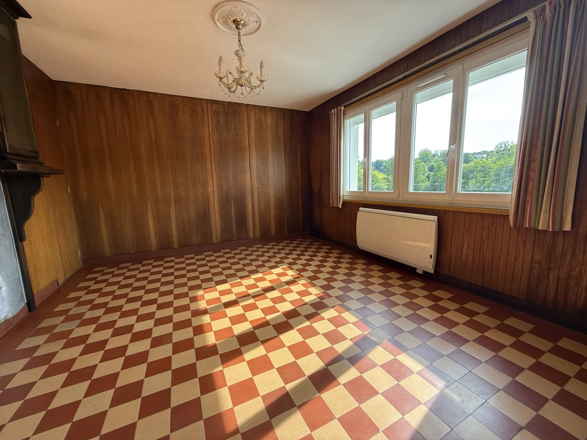 Pavillon avec sous-sol à vendre à Beuvillers proche Lisieux 