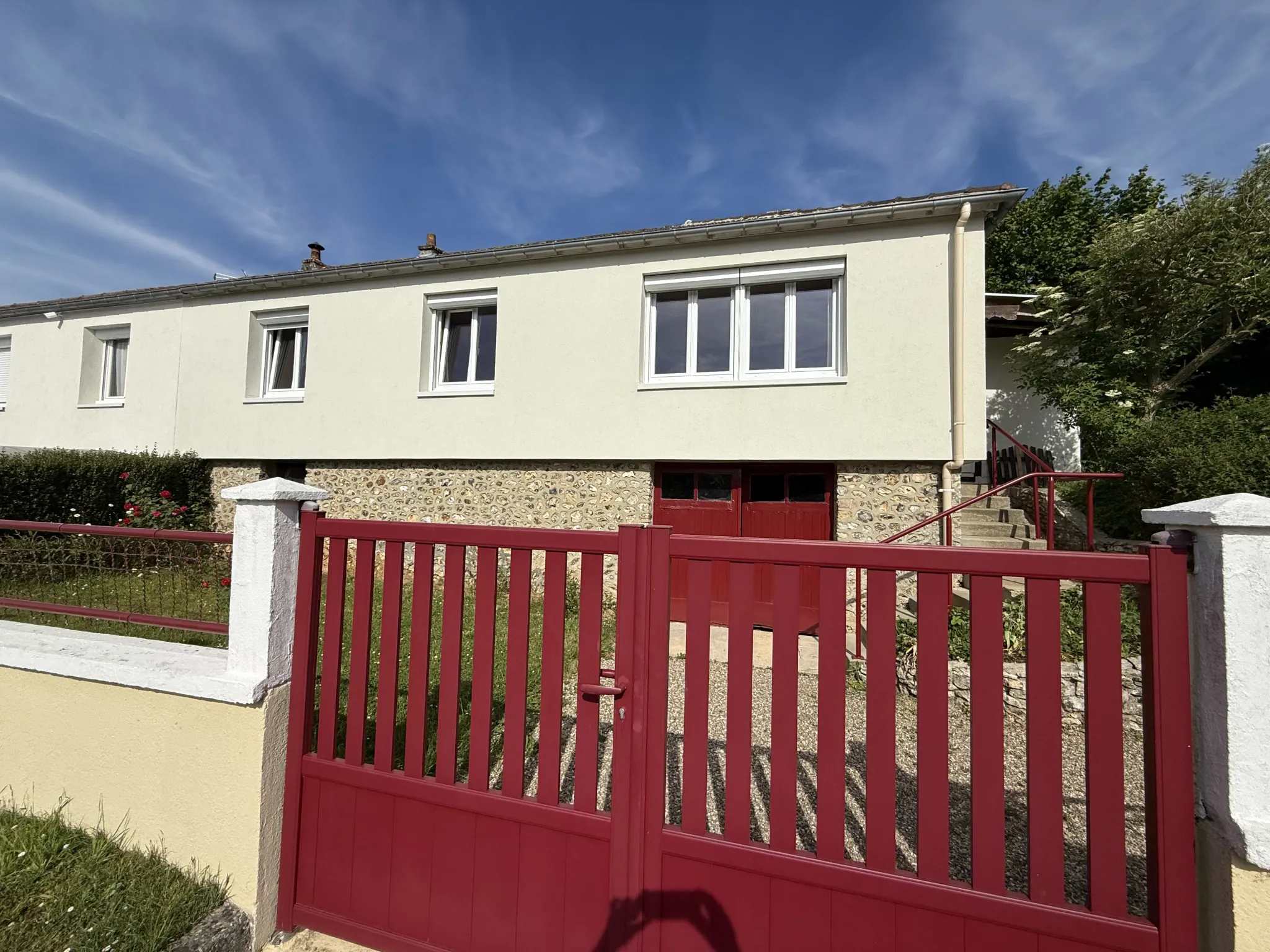 Pavillon avec sous-sol à vendre à Beuvillers proche Lisieux 