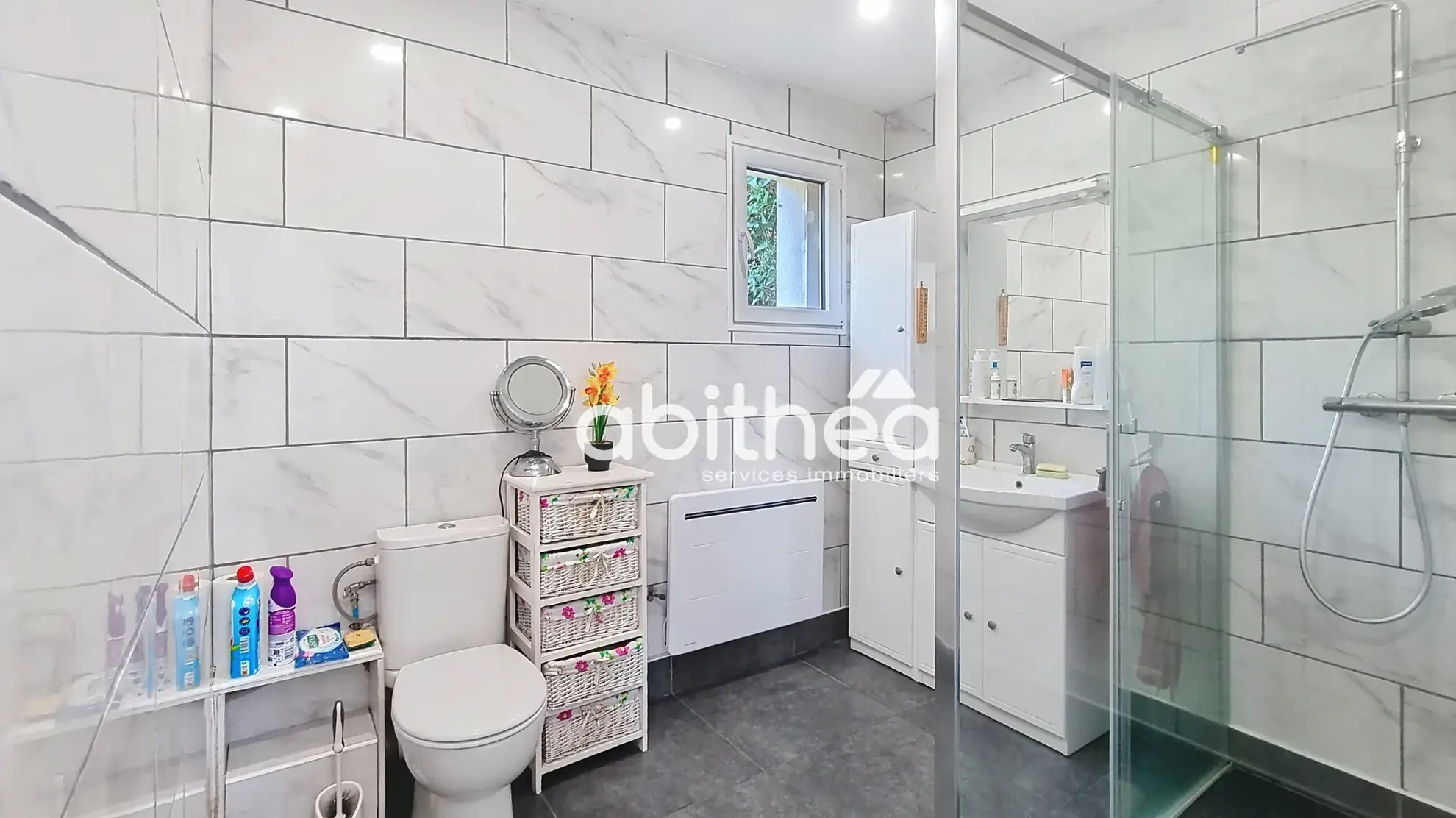 Maison familiale de 134 m² à Saint Genis de Saintonge avec jardin et panneaux solaires 