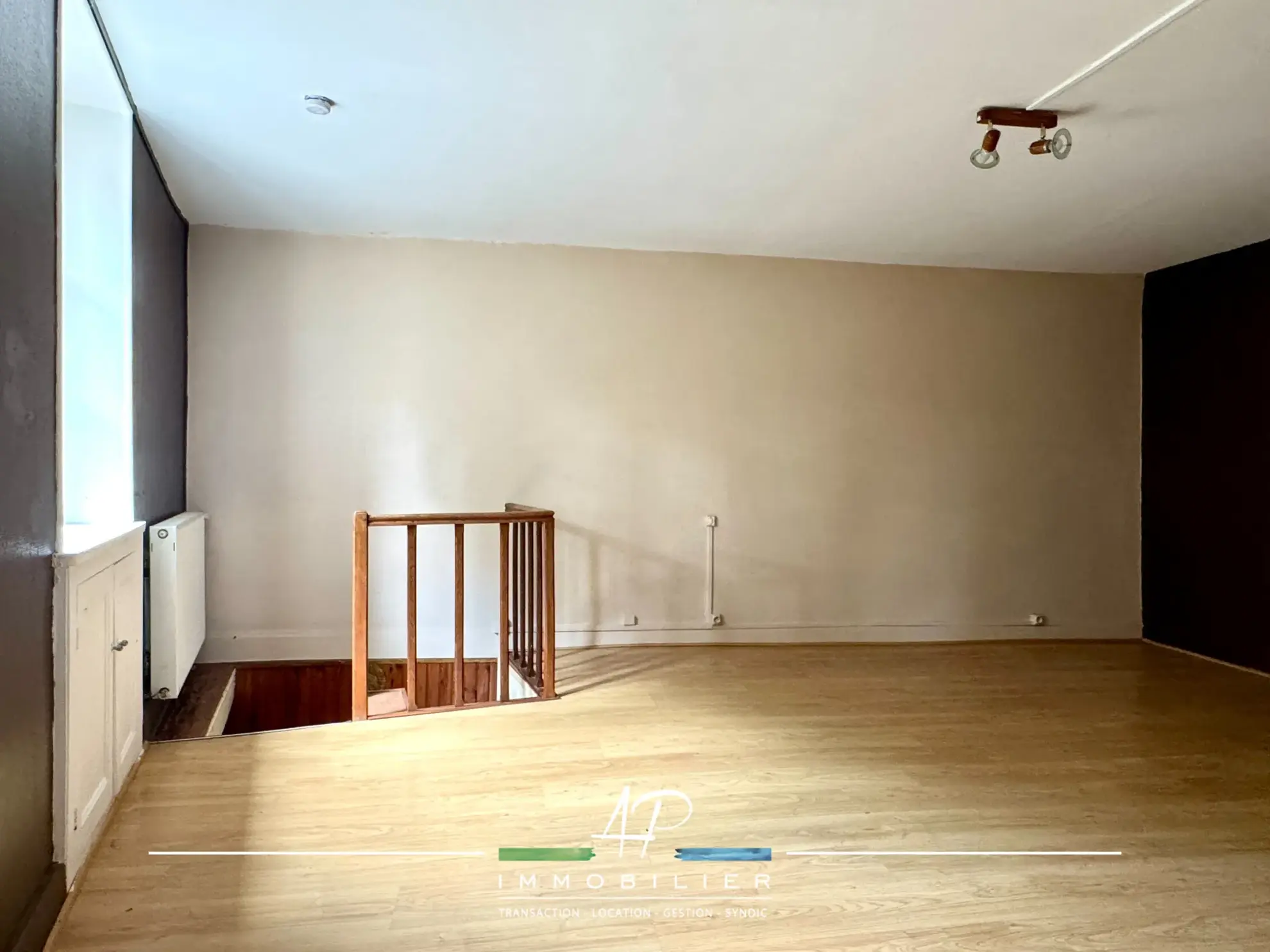 Maison ancienne avec grange et jardin à Beire-le-Châtel 