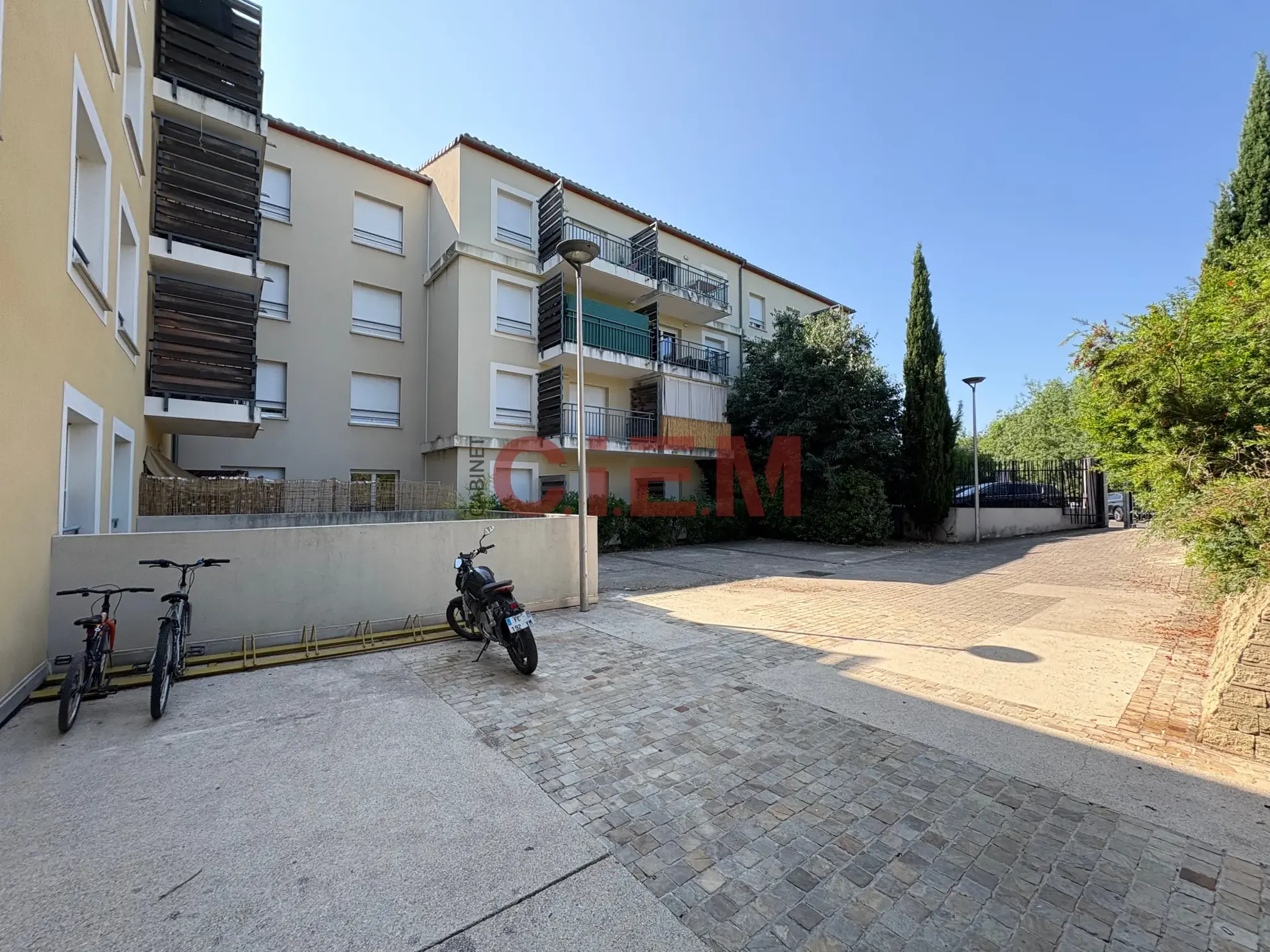 Appartement T2 de 36 m² à Juvignac avec parking et résidence sécurisée 
