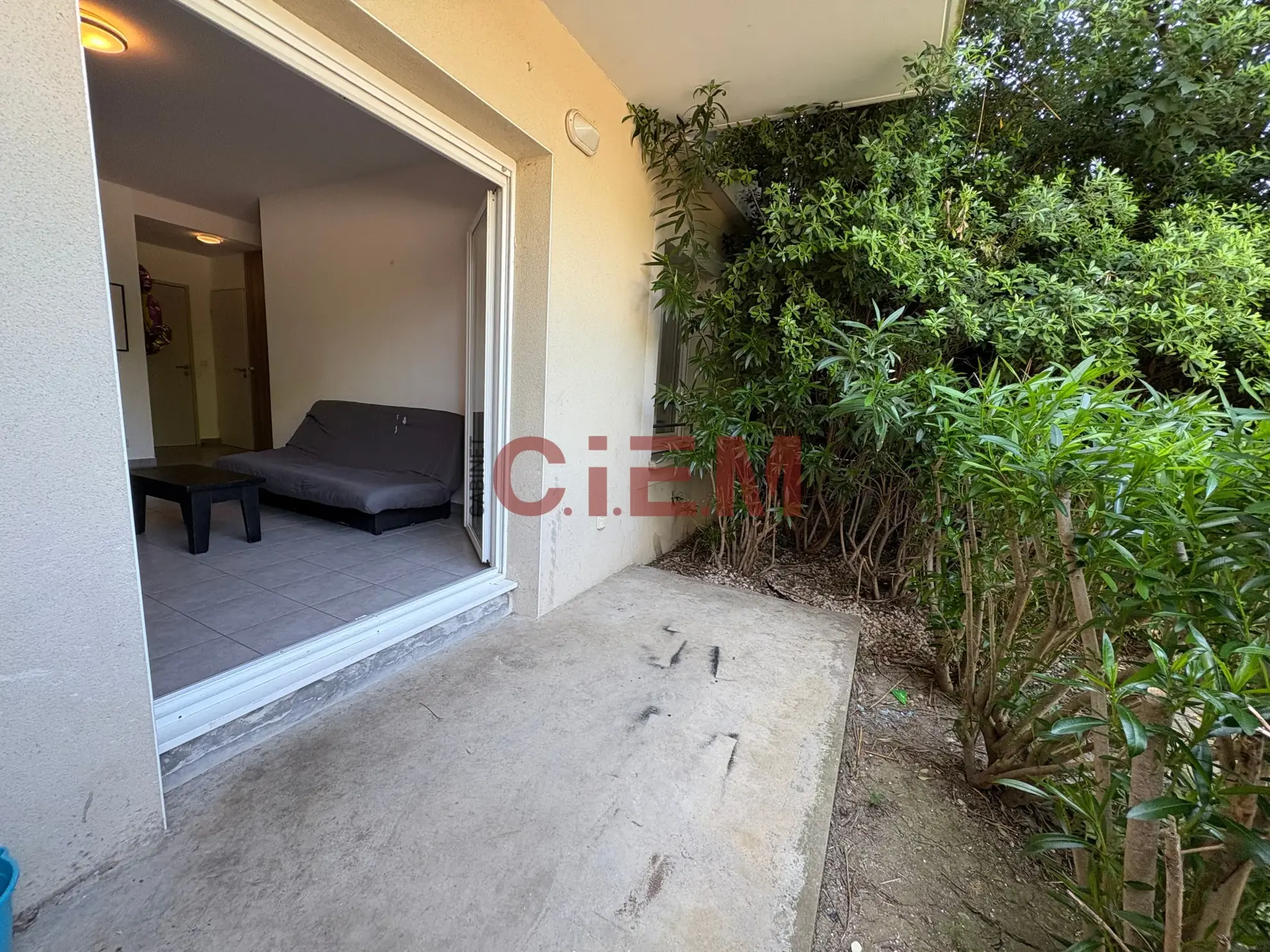 Appartement T2 de 36 m² à Juvignac avec parking et résidence sécurisée 