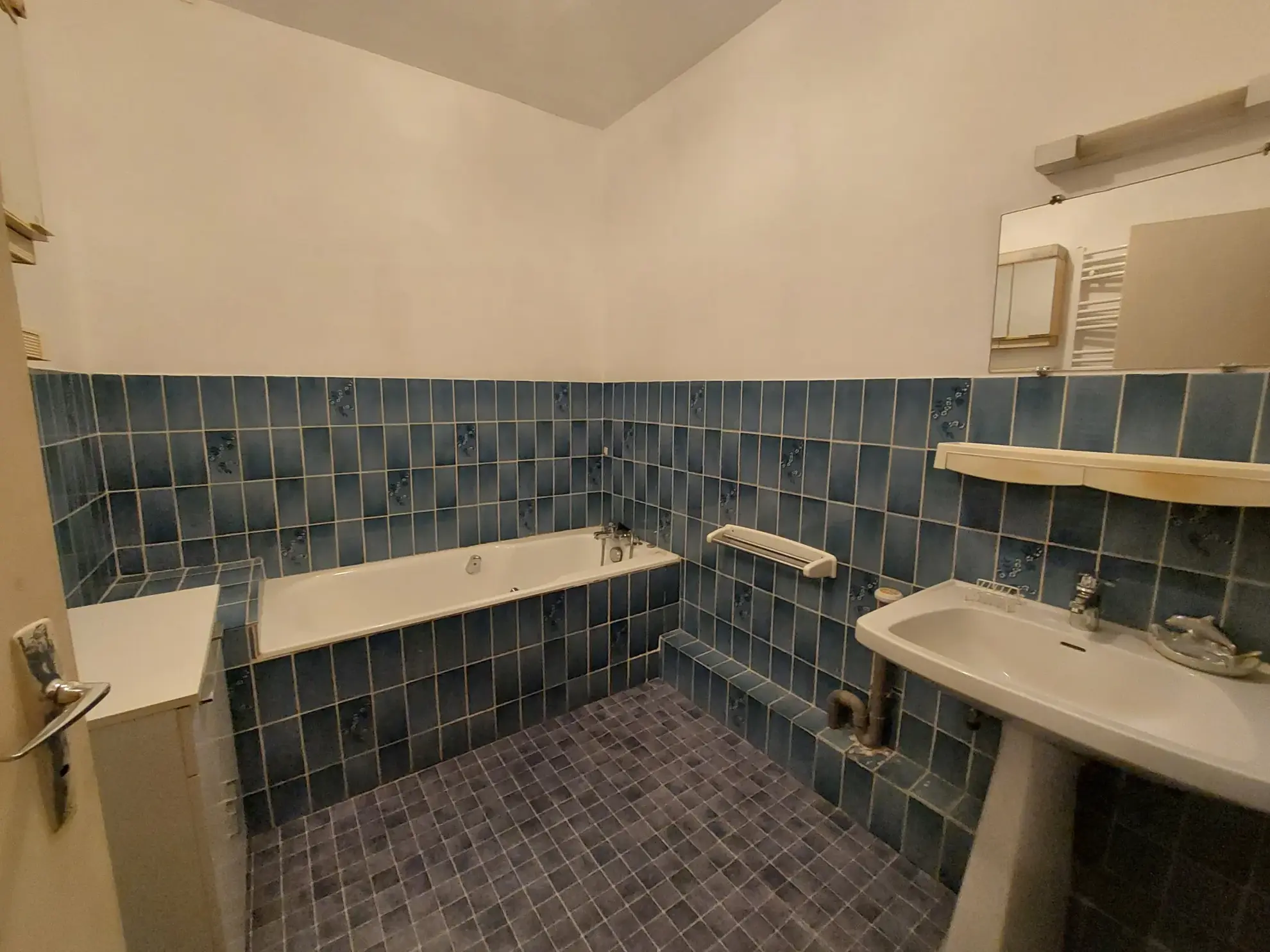 Charmante maison de village de 132 m² avec grand terrain à Camarès 