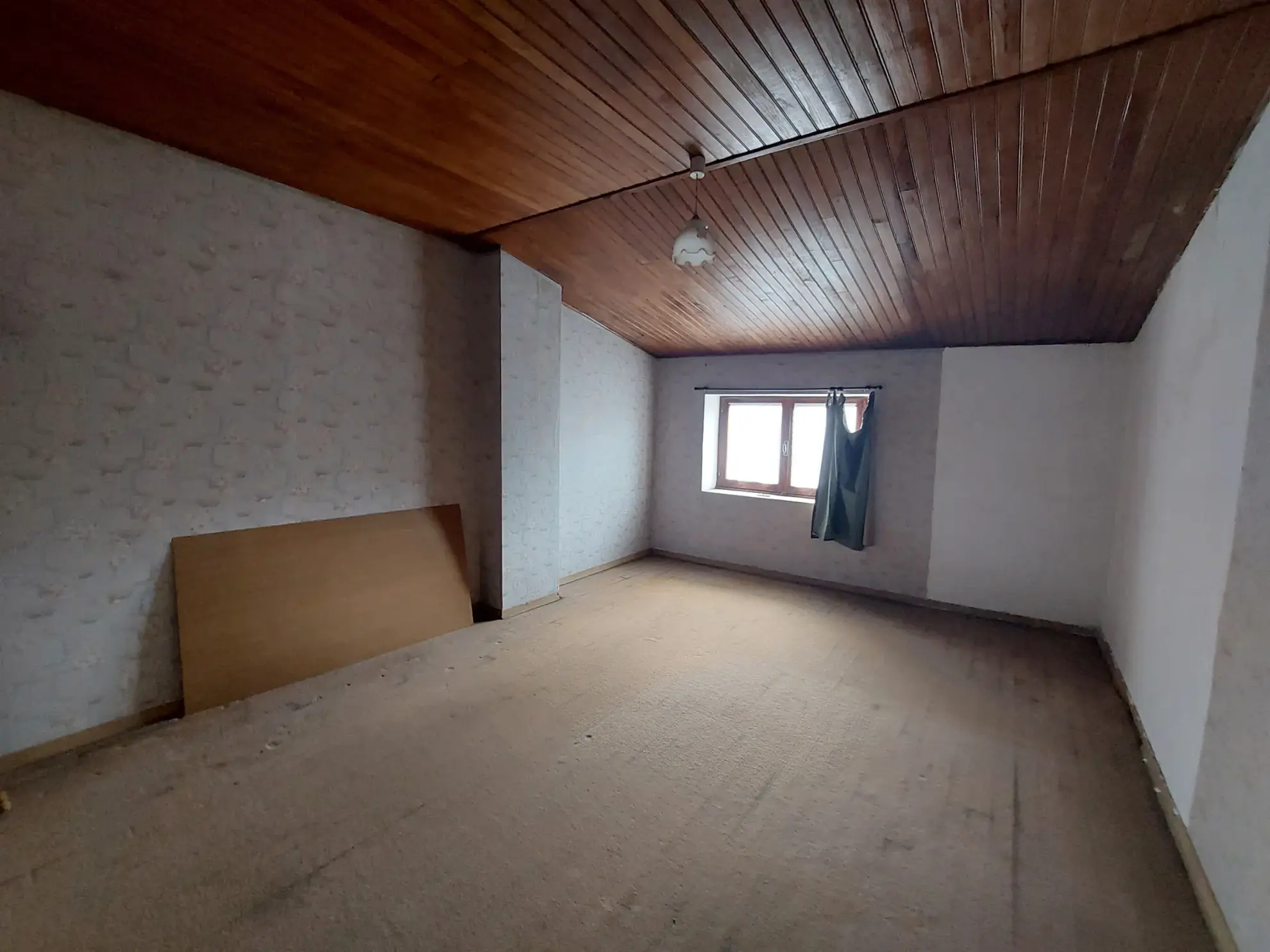 Charmante maison de village de 132 m² avec grand terrain à Camarès 