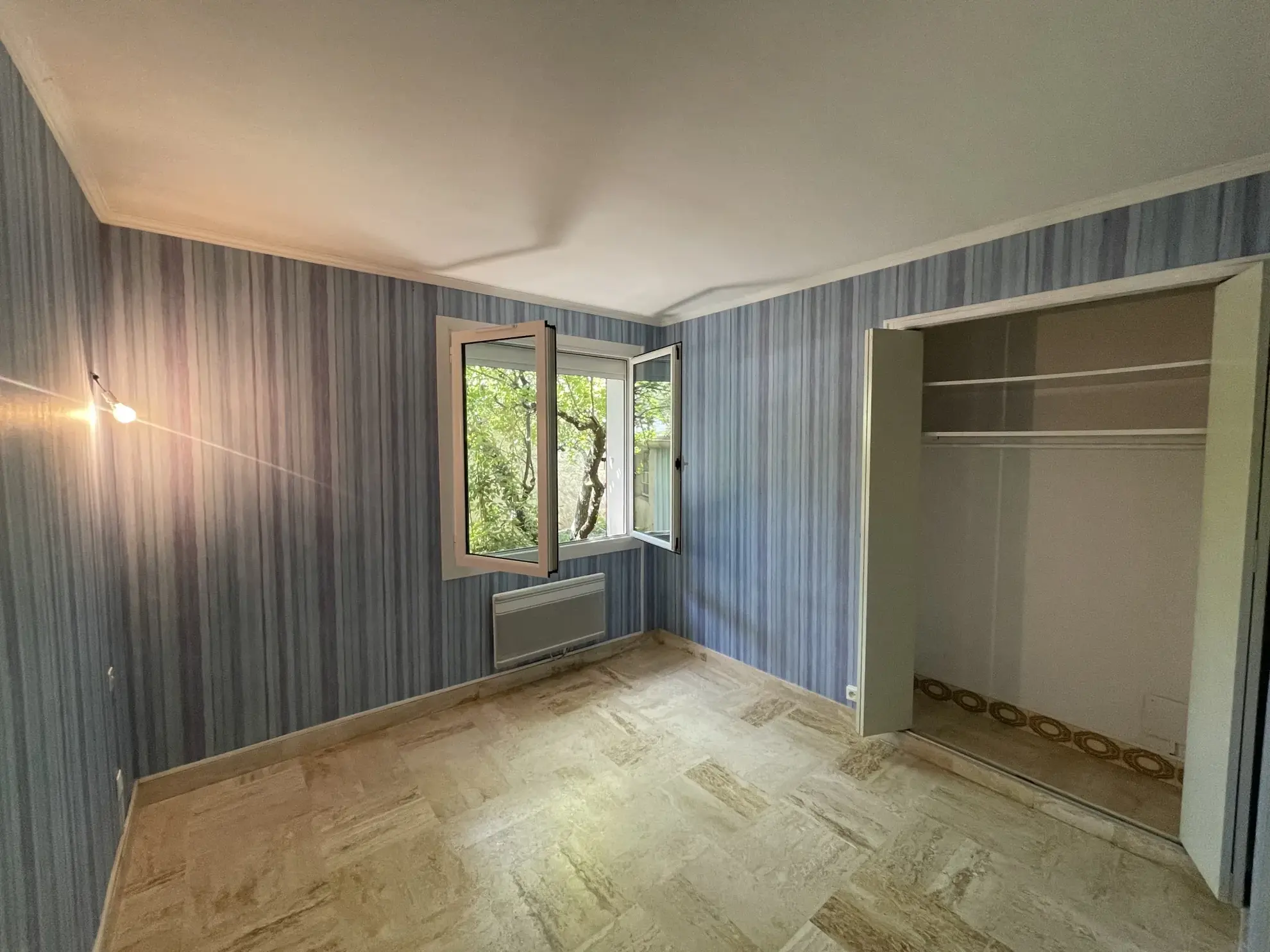 Villa de plain-pied à Pont-Saint-Esprit - Calme et confort 