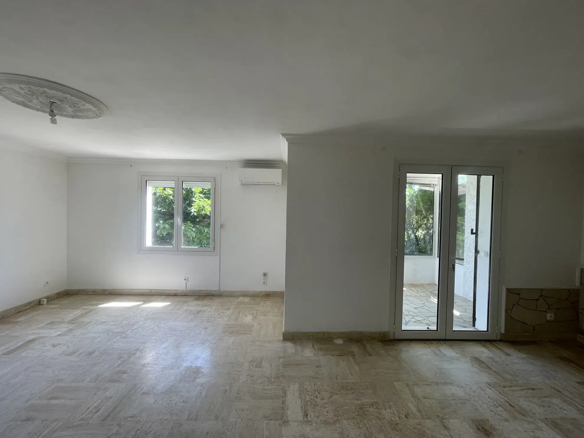 Villa de plain-pied à Pont-Saint-Esprit - Calme et confort 