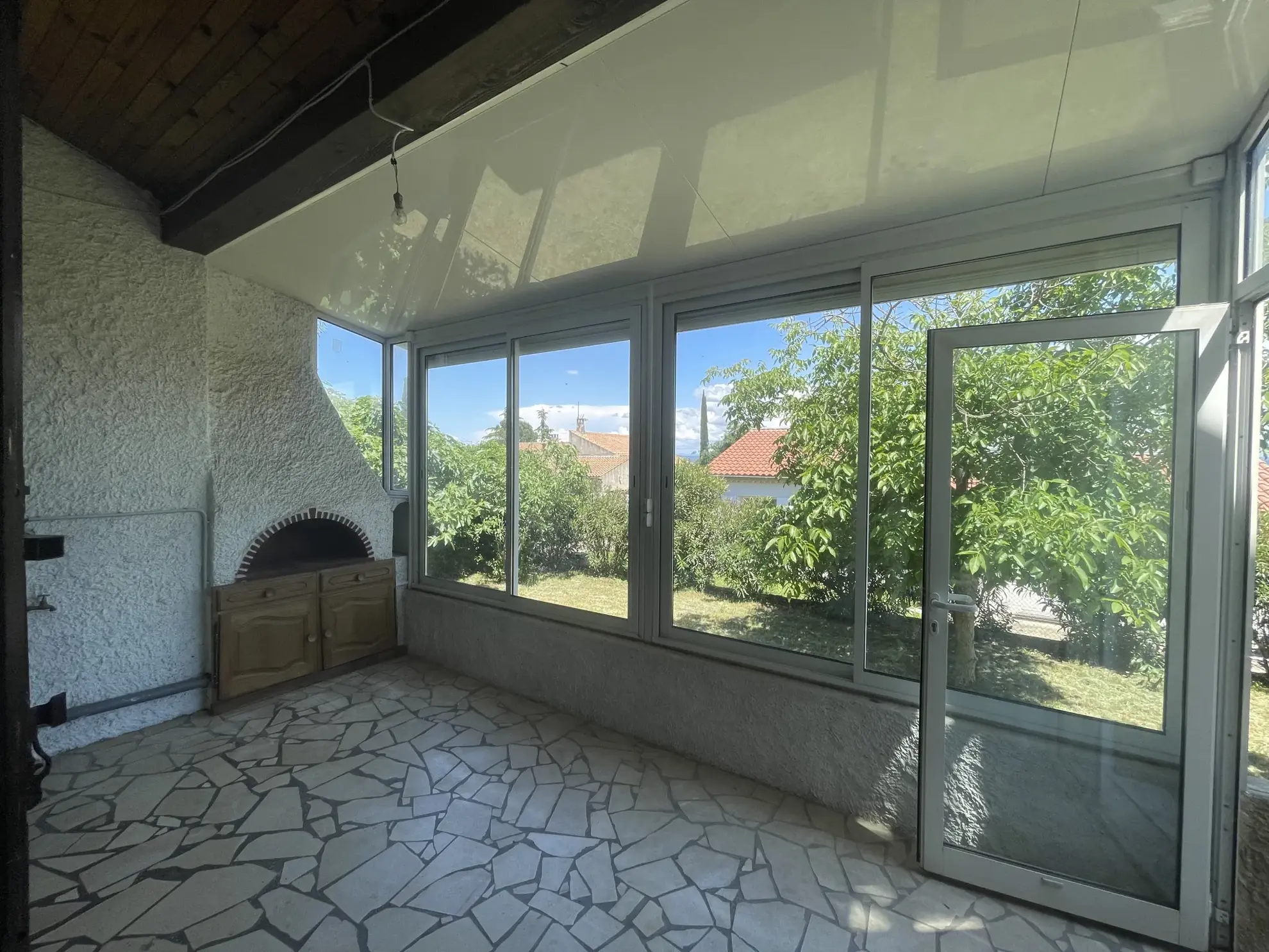 Villa de plain-pied à Pont-Saint-Esprit - Calme et confort 