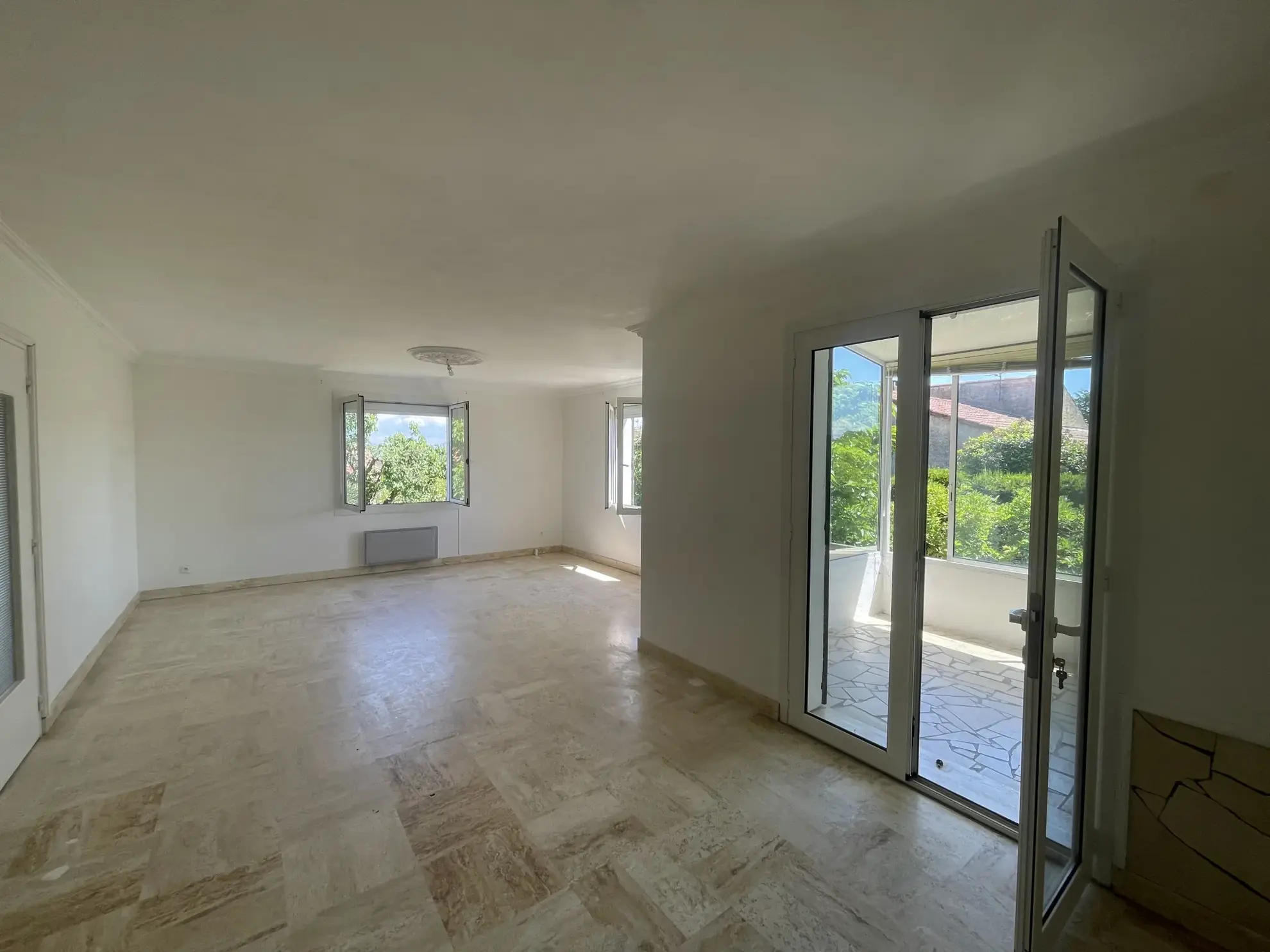 Villa de plain-pied à Pont-Saint-Esprit - Calme et confort 