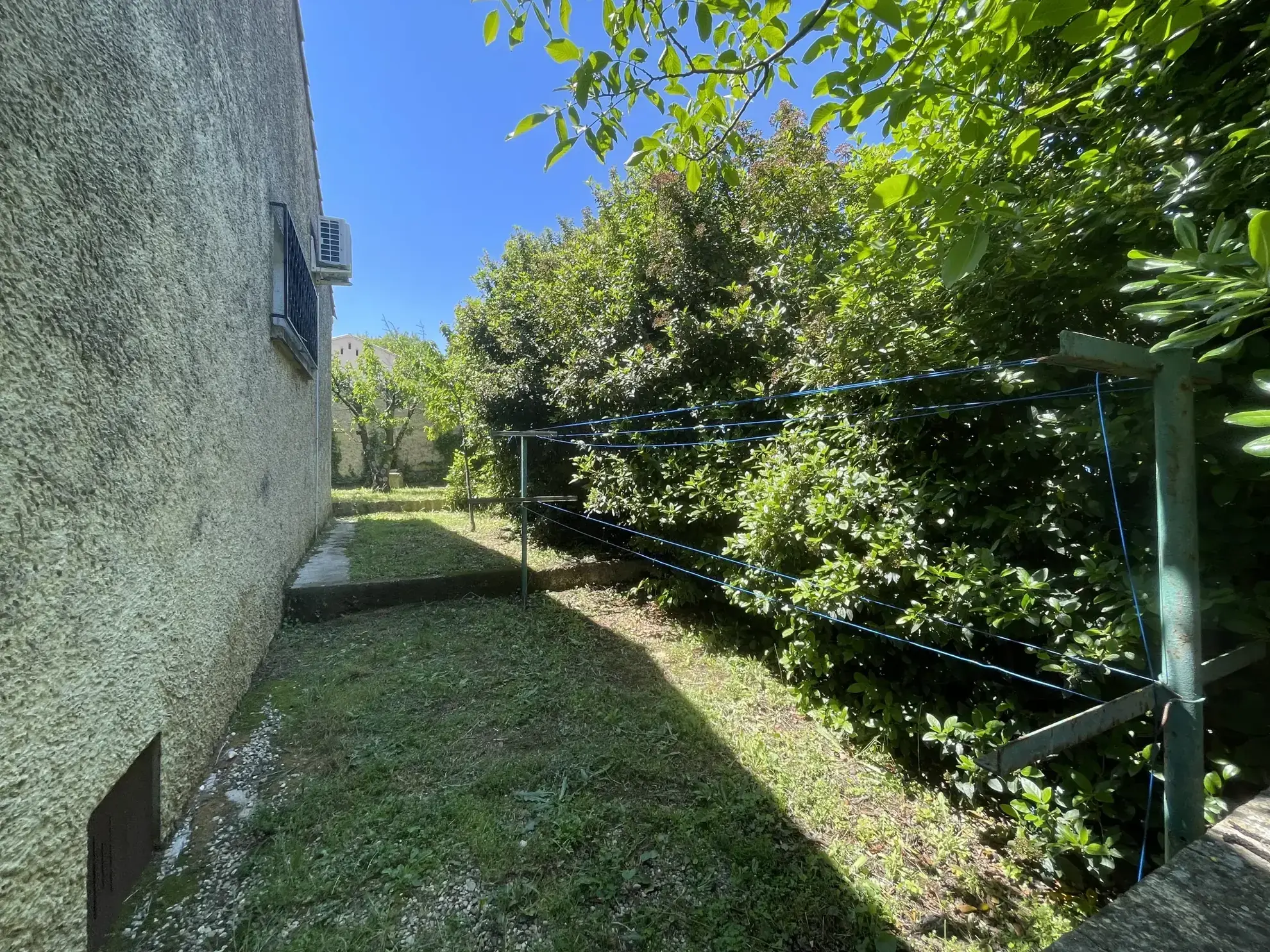 Villa de plain-pied à Pont-Saint-Esprit - Calme et confort 