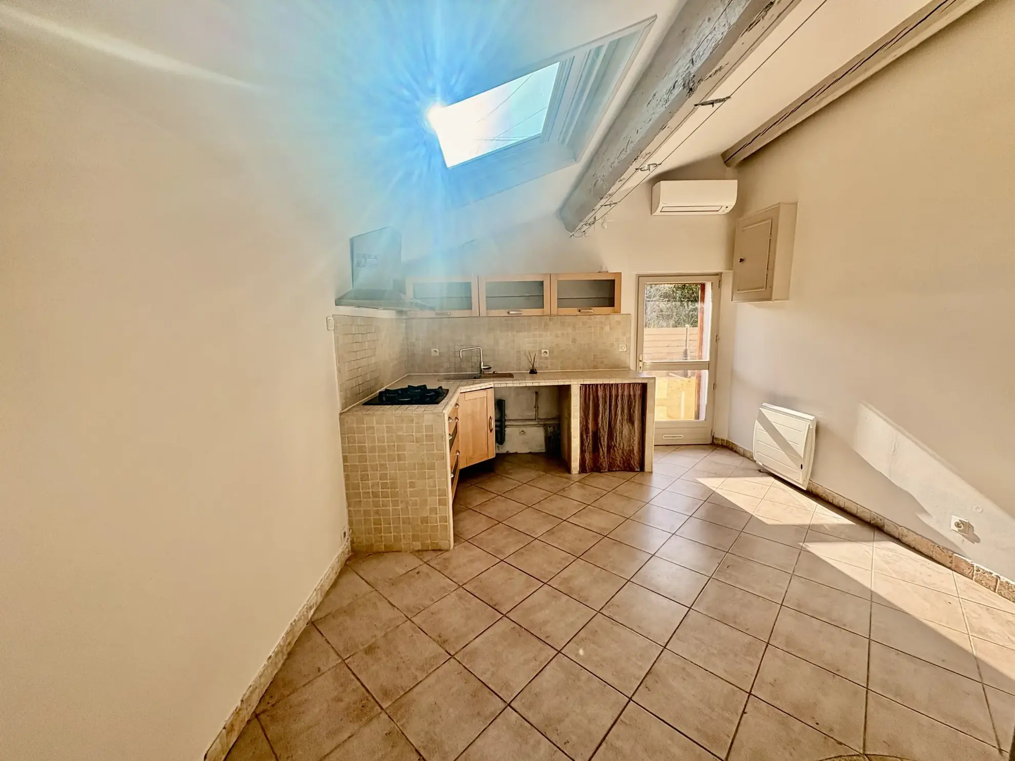 Appartement T2 à vendre à Six Fours Les Plages, une opportunité idéale pour un premier achat 