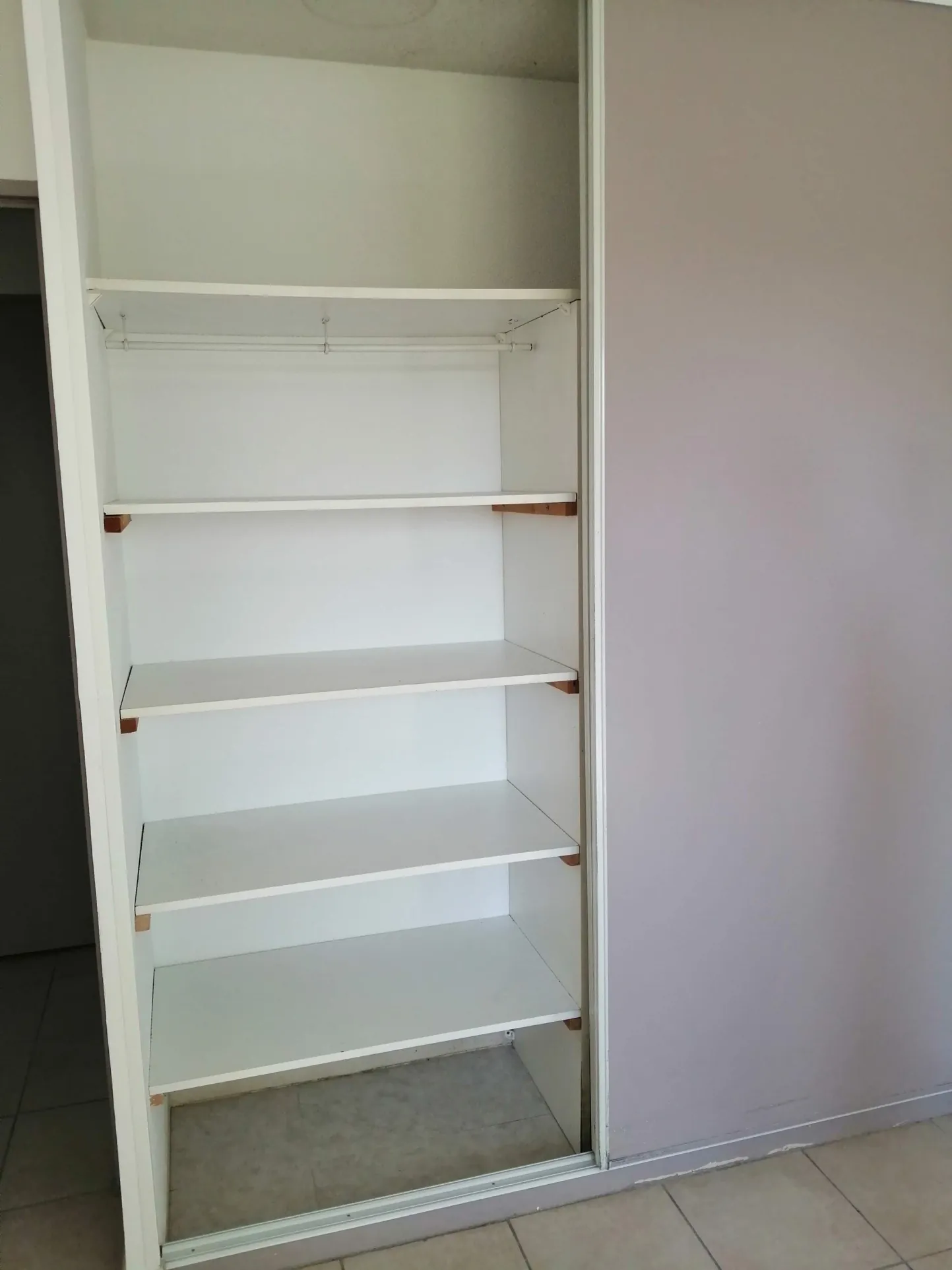 Appartement T3 avec garage et terrasse proche du parc des Argoulets à Toulouse 