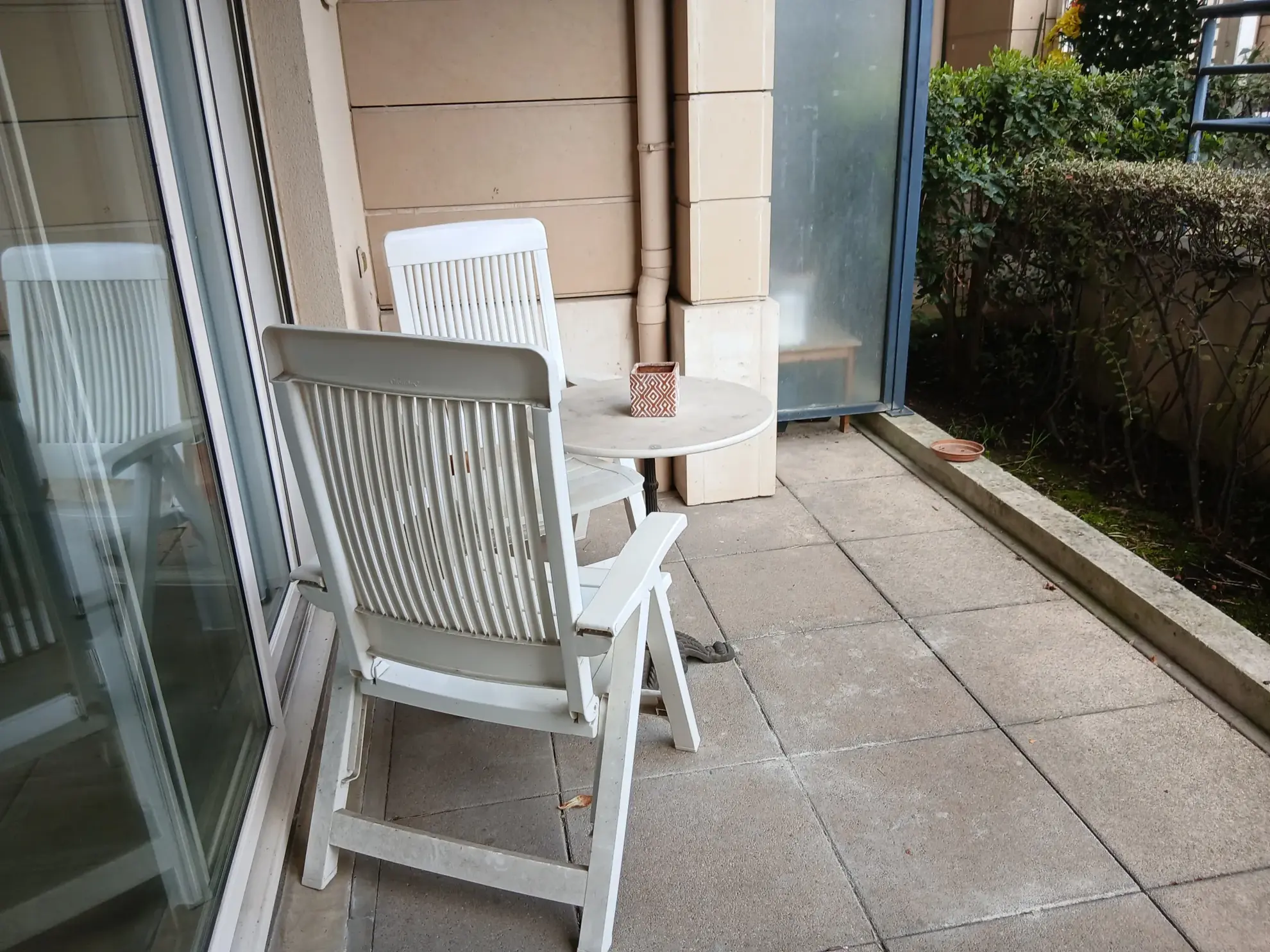 Appartement 2 pièces lumineux avec terrasse à Issy-les-Moulineaux 