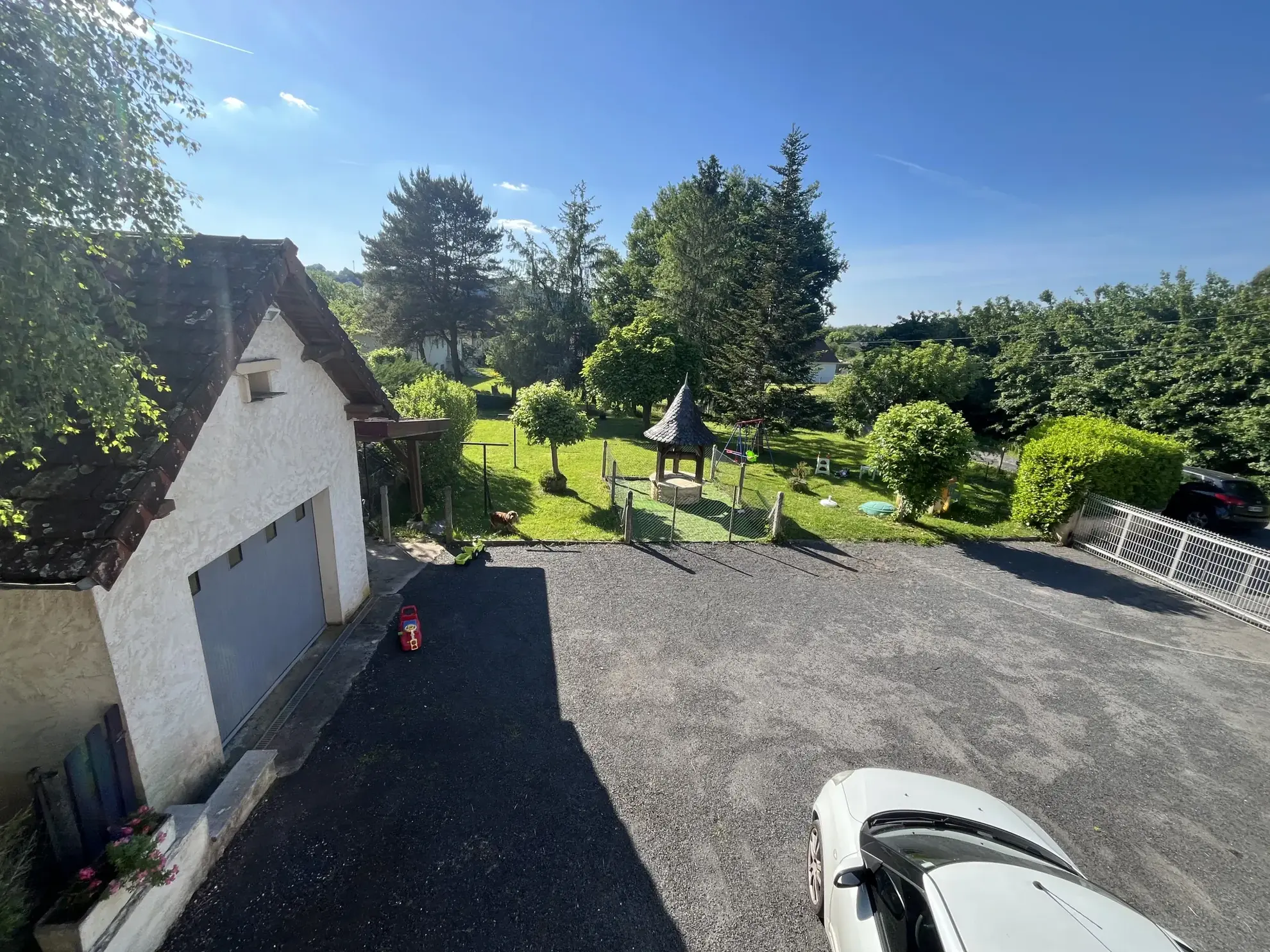 Maison familiale à Ussac de 158 m² avec double accès et garage 