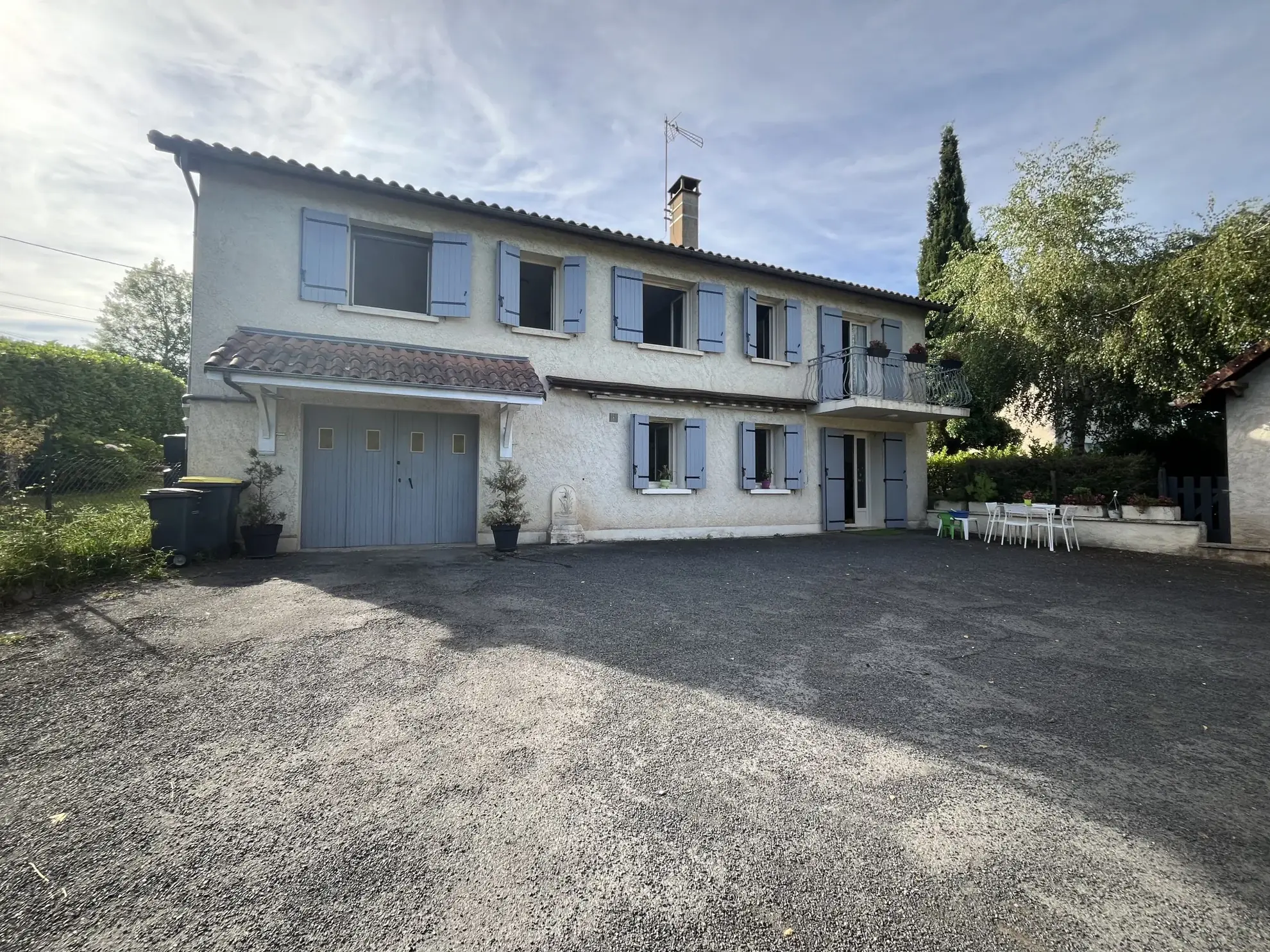 Belle maison familiale de 158m² à Ussac avec deux accès et garage