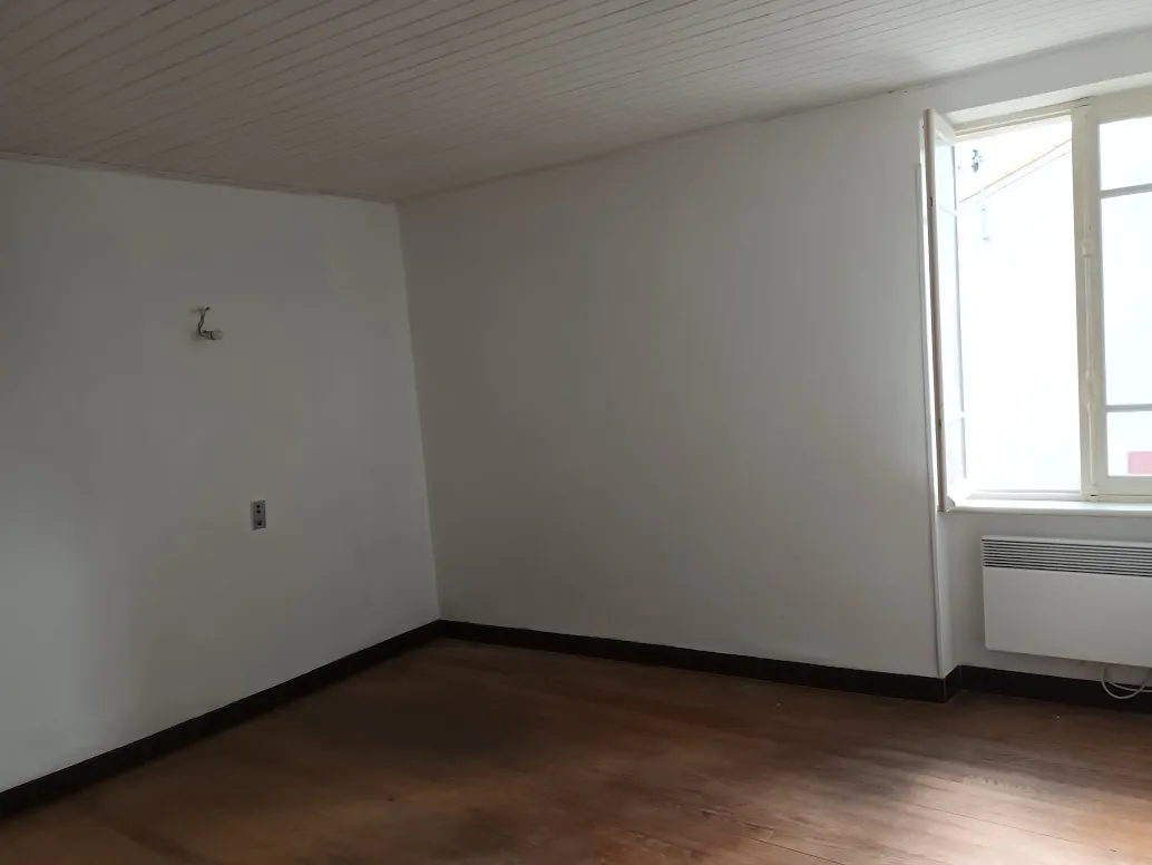 Maison de village avec 4 chambres à Villardonnel, proche Carcassonne 