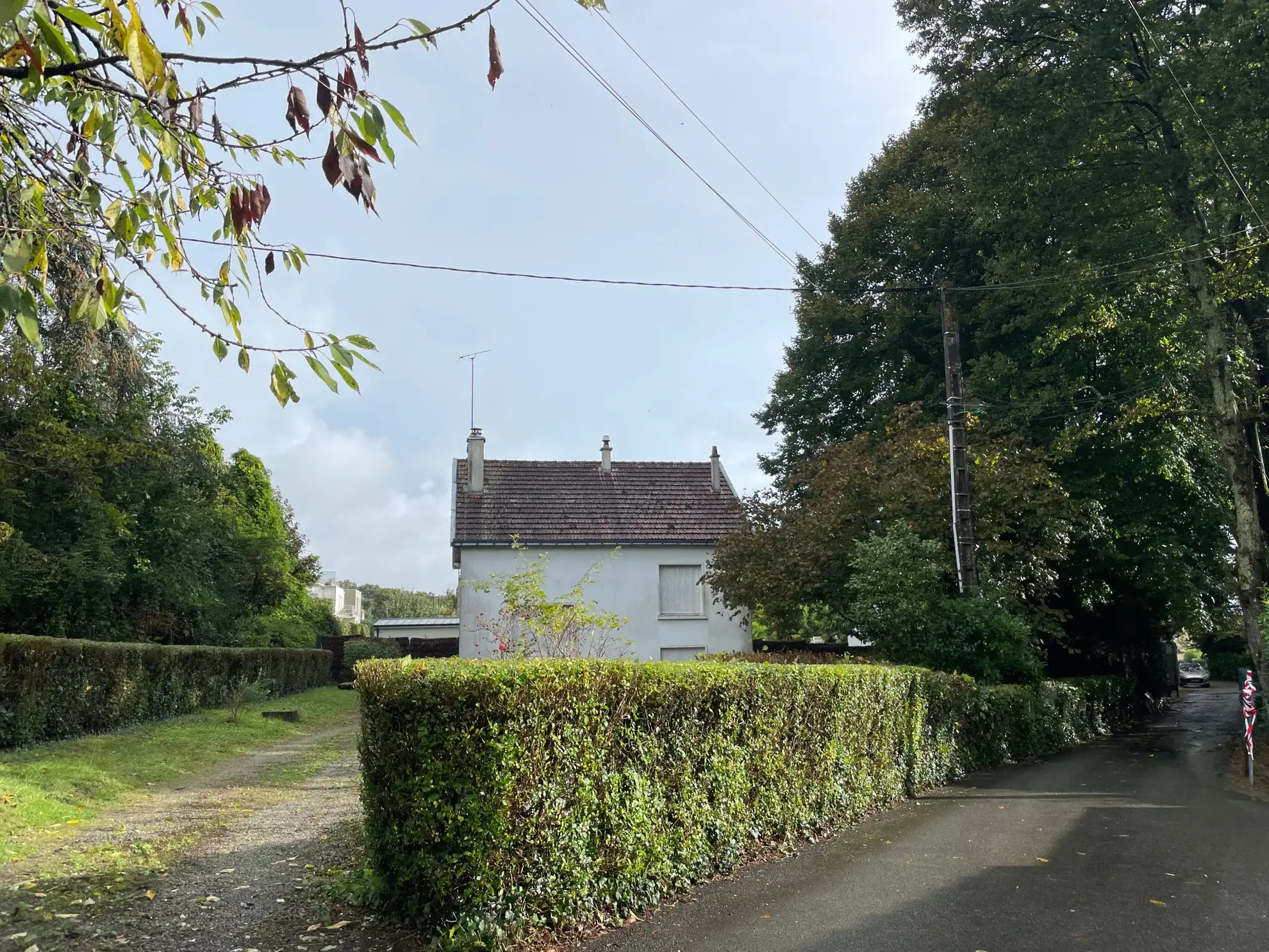 Maison à rénover de 85 m² avec grand potentiel sur terrain de 936 m² à La Chapelle-sur-Erdre