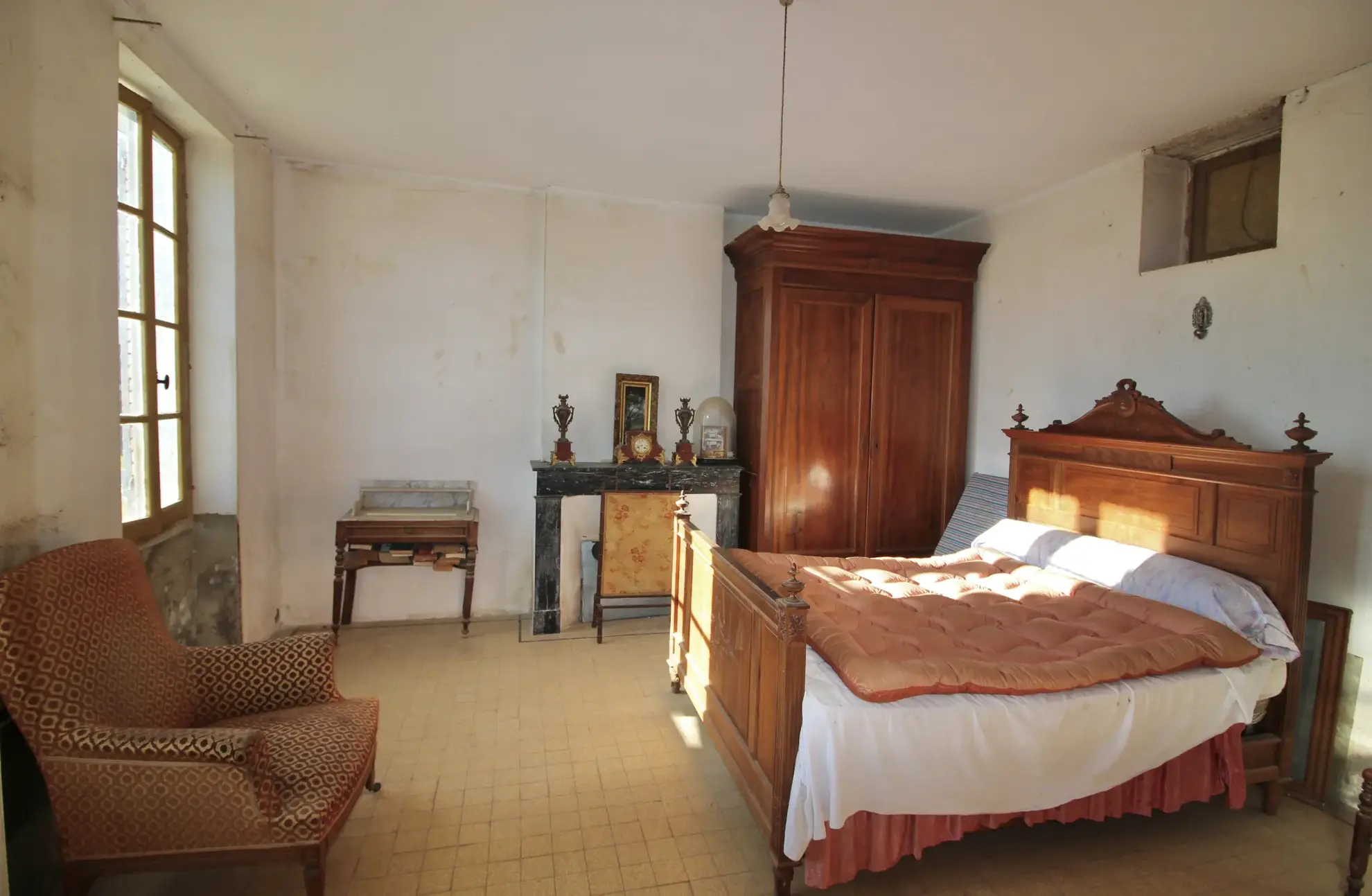 Grande maison ancienne avec dépendances à Campsas, proche Montauban et Toulouse 