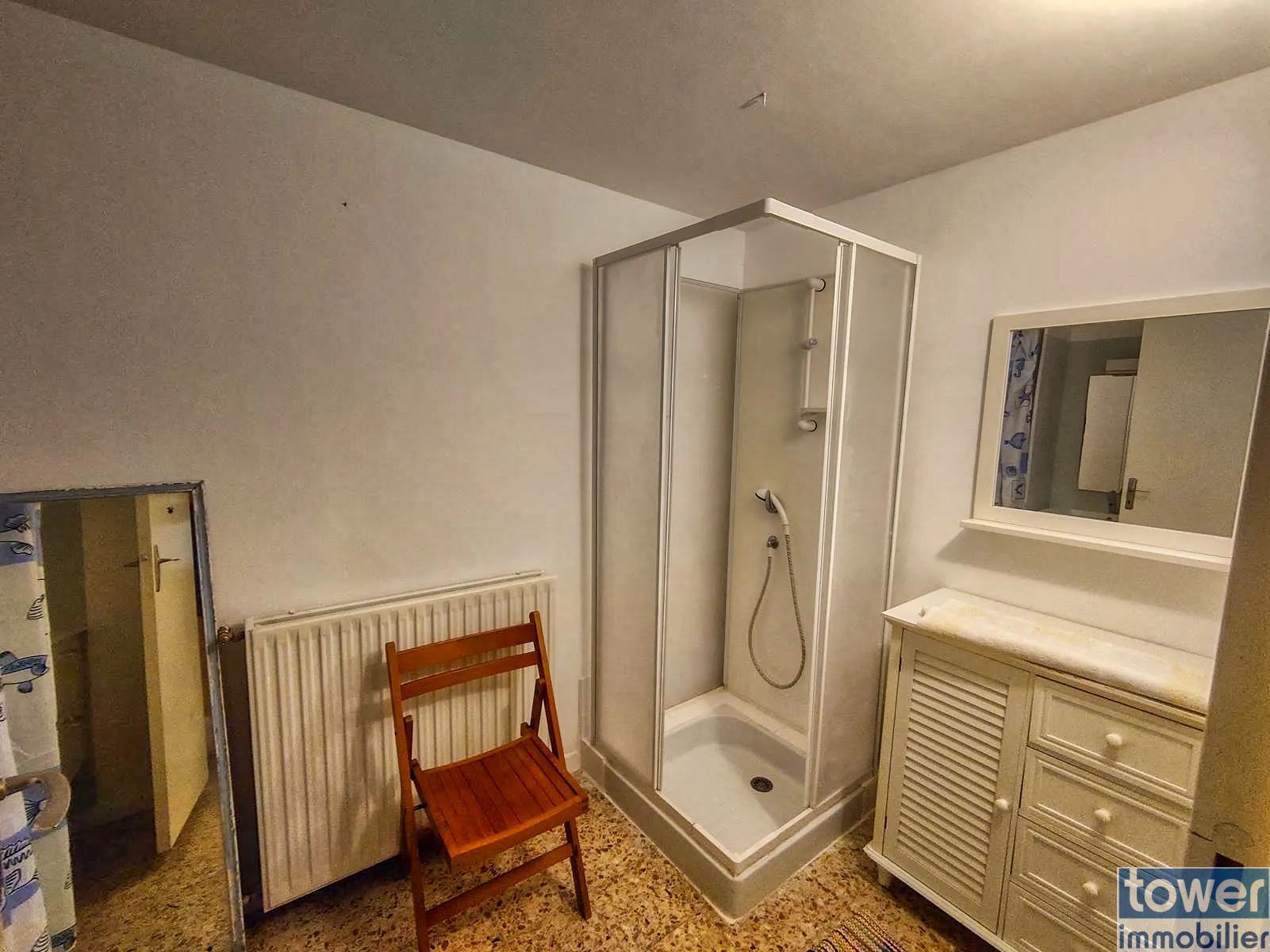 Belle maison rénovée avec deux appartements, jardin et vue sur la vallée du Lot à Puy-l'Évêque 