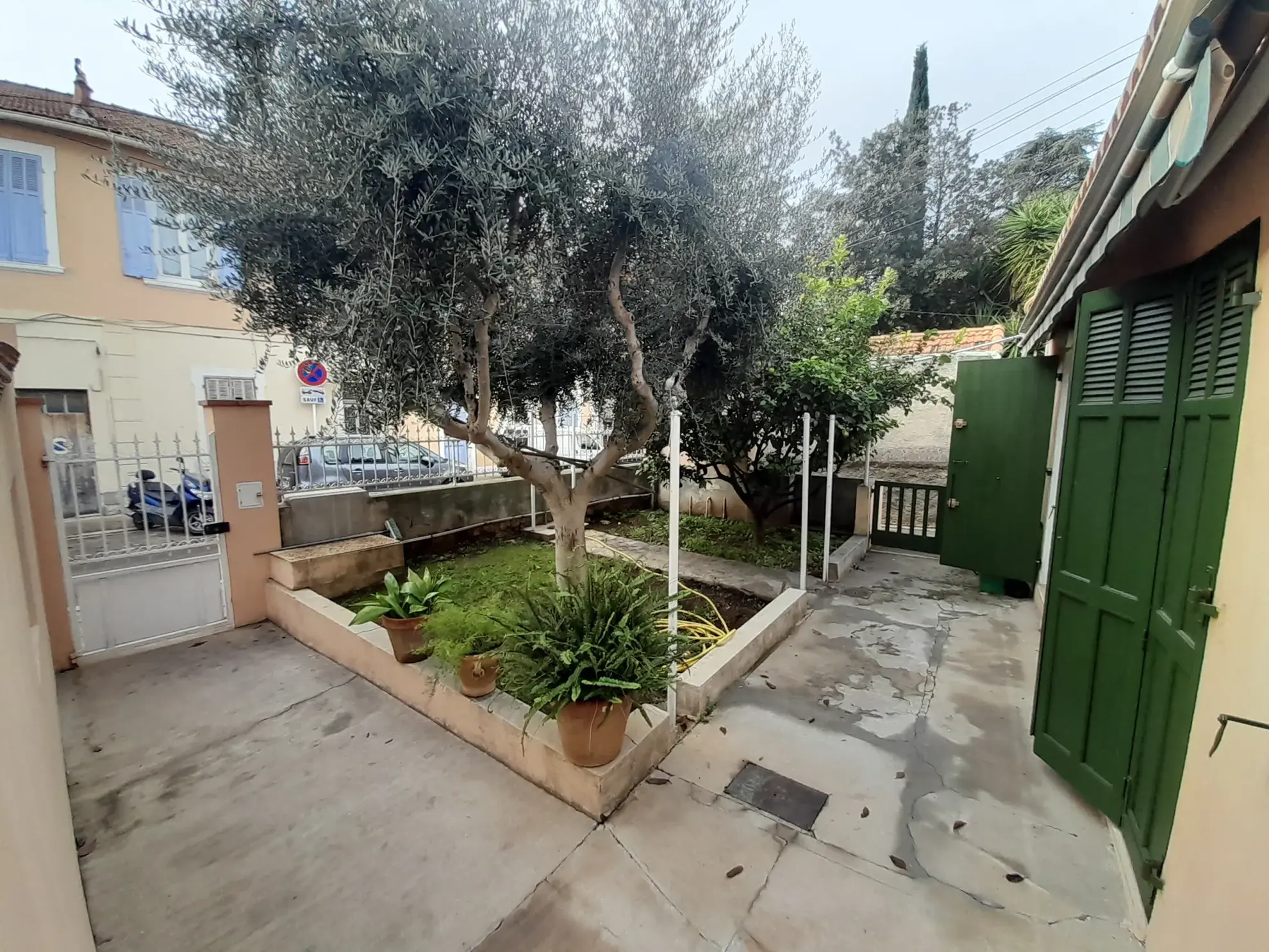 Appartement T2 en rez-de-jardin à Toulon Loubière – Investissement locatif rentable 