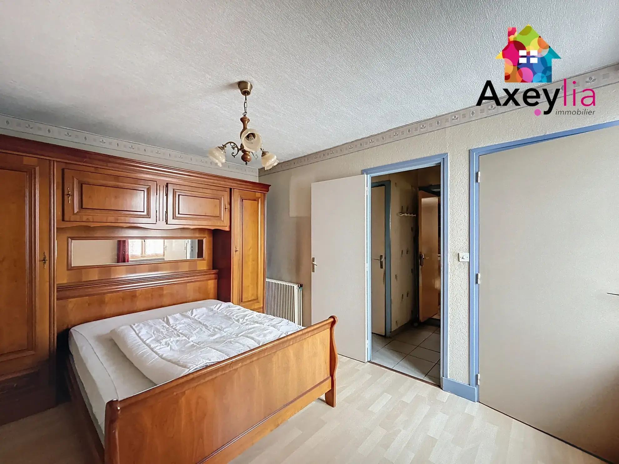 Maison à vendre à Mably avec garage et cour privative – Opportunité à saisir 