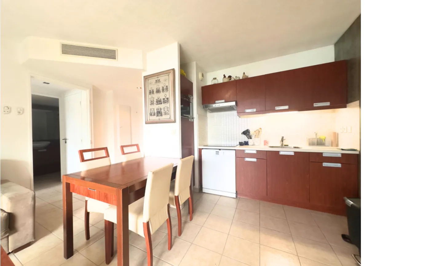 Appartement 2 pièces avec piscine à Mandelieu La Napoule, proximité plages 