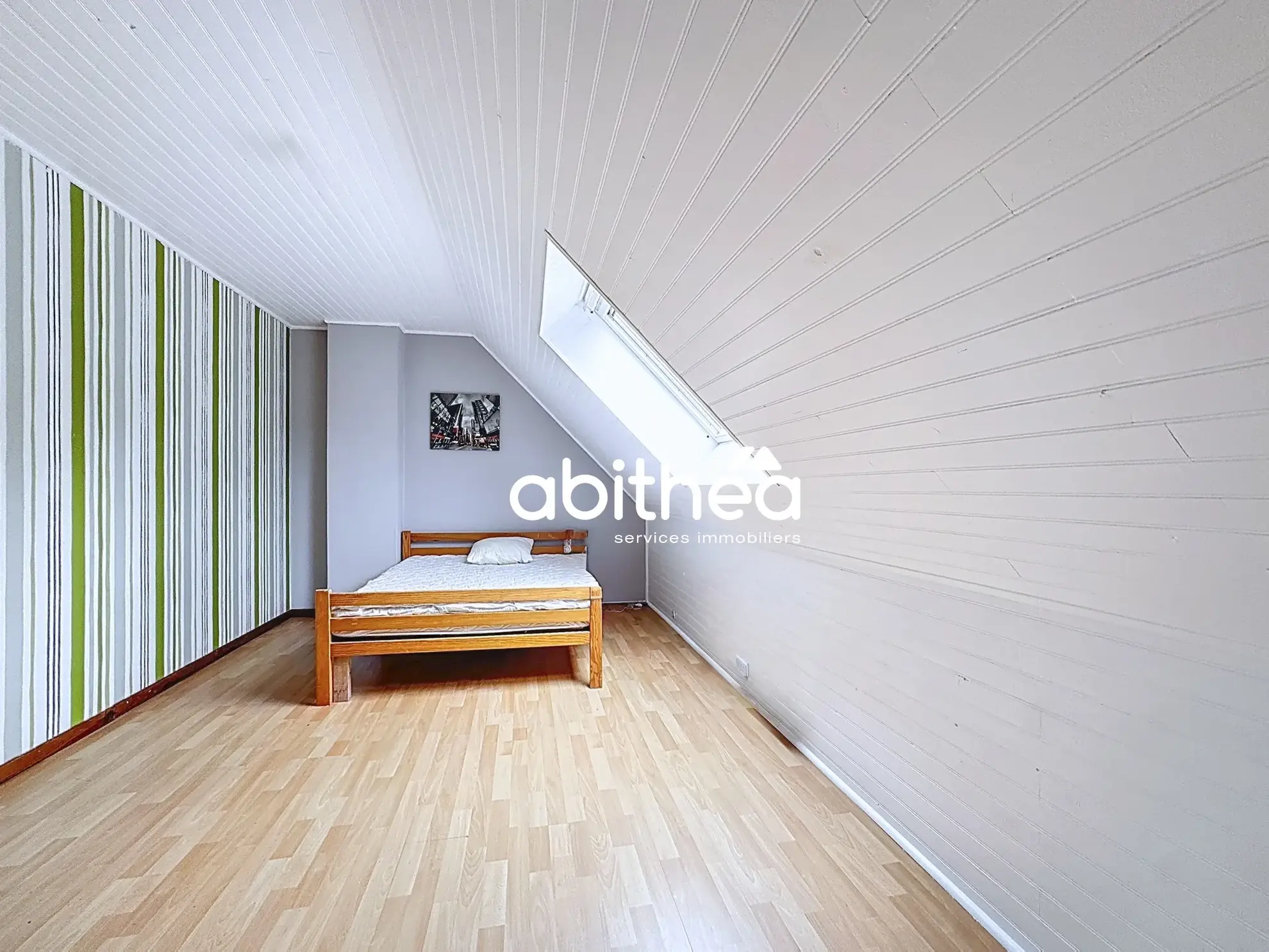 Belle maison familiale de 6 chambres avec jardin à Izel les Hameau 