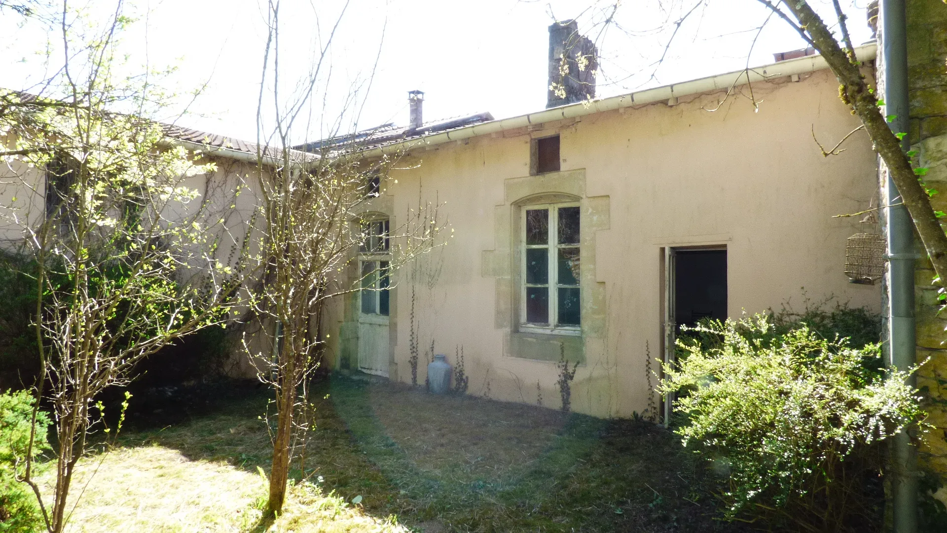 Charmante maison de village à Mussey-sur-Marne avec jardin et dépendances 