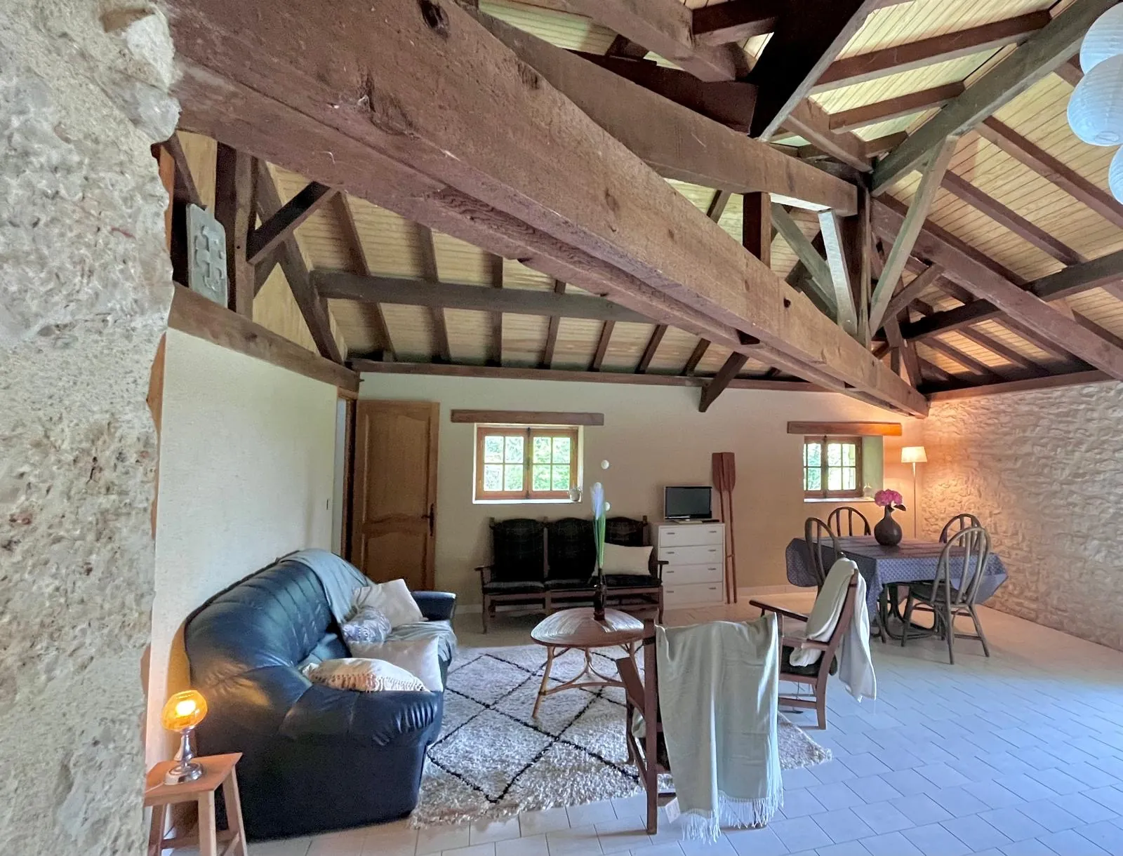 Propriété en Pierre de 130 m² avec 2 Maisons et Terrain en Quercy 