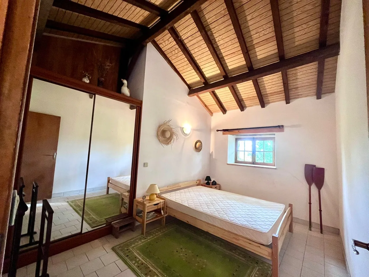 Propriété en Pierre de 130 m² avec 2 Maisons et Terrain en Quercy 