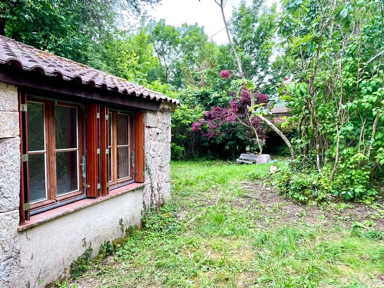 Propriété en Pierre de 130 m² avec 2 Maisons et Terrain en Quercy 