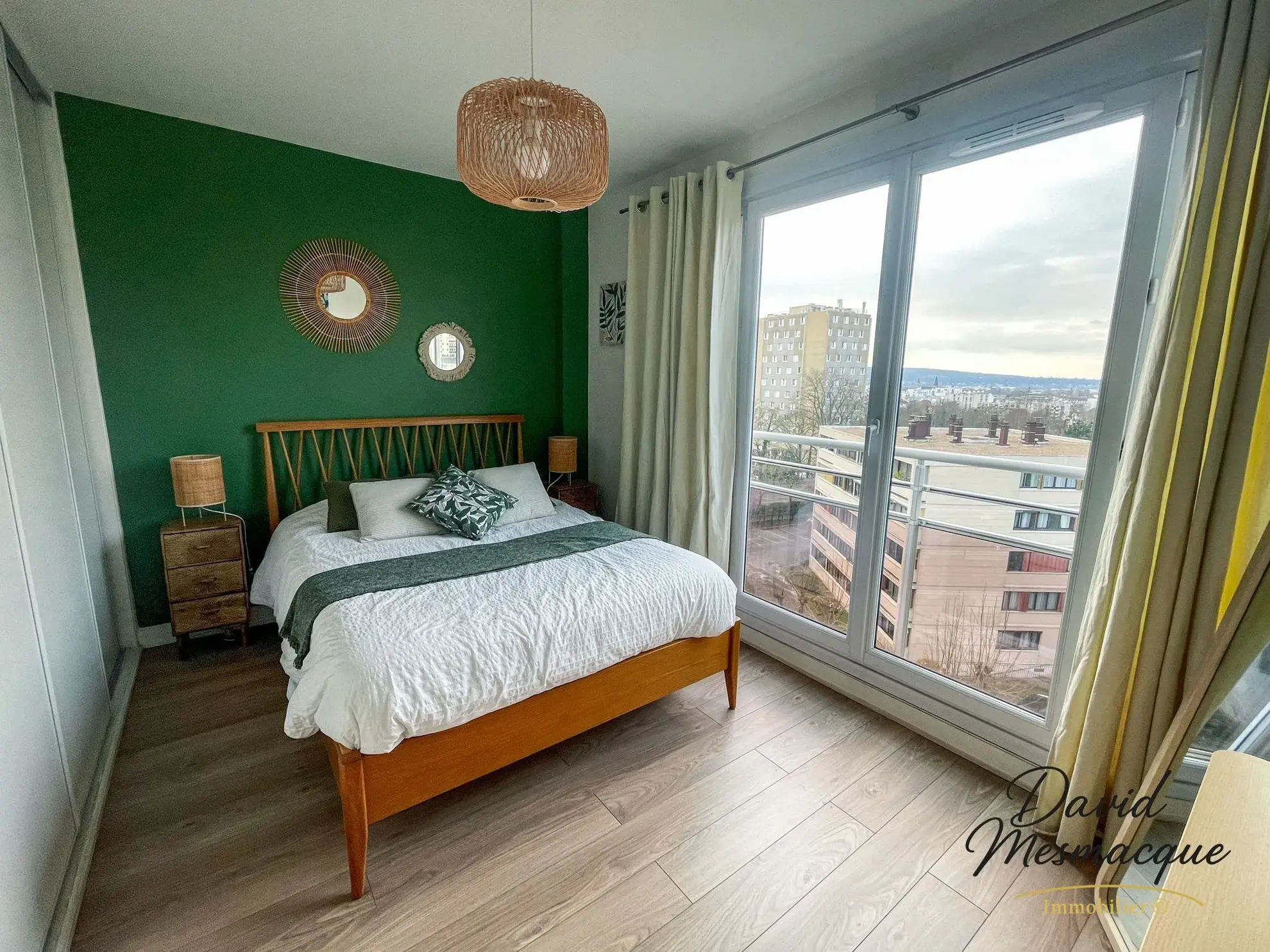 Appartement lumineux de 43,30 m² avec ascenseur, parking et cave à Poissy 